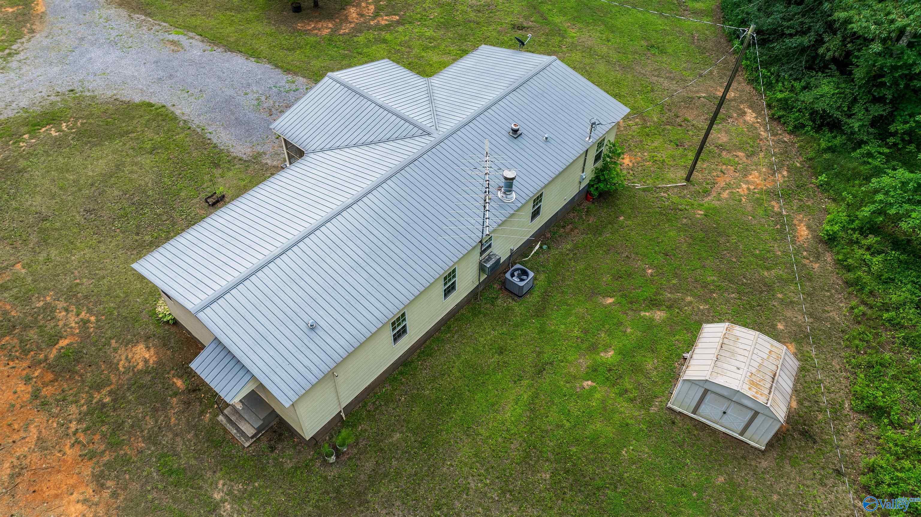 840 County Road 810