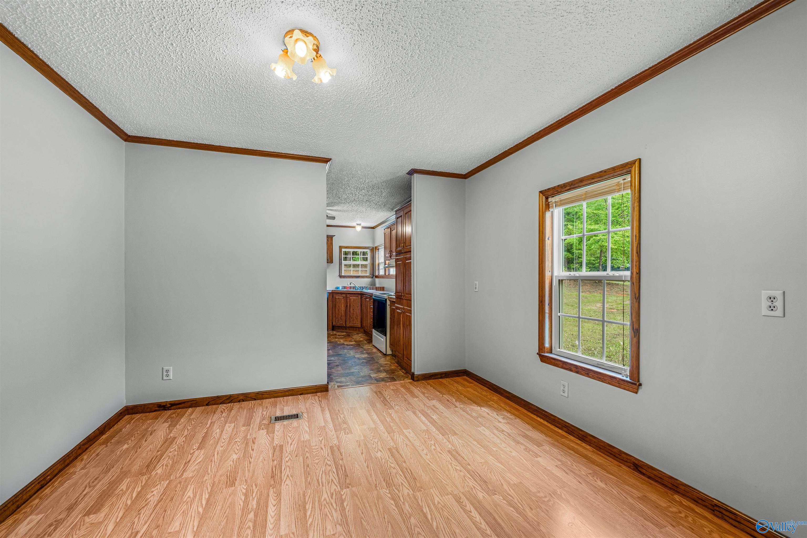 840 County Road 810