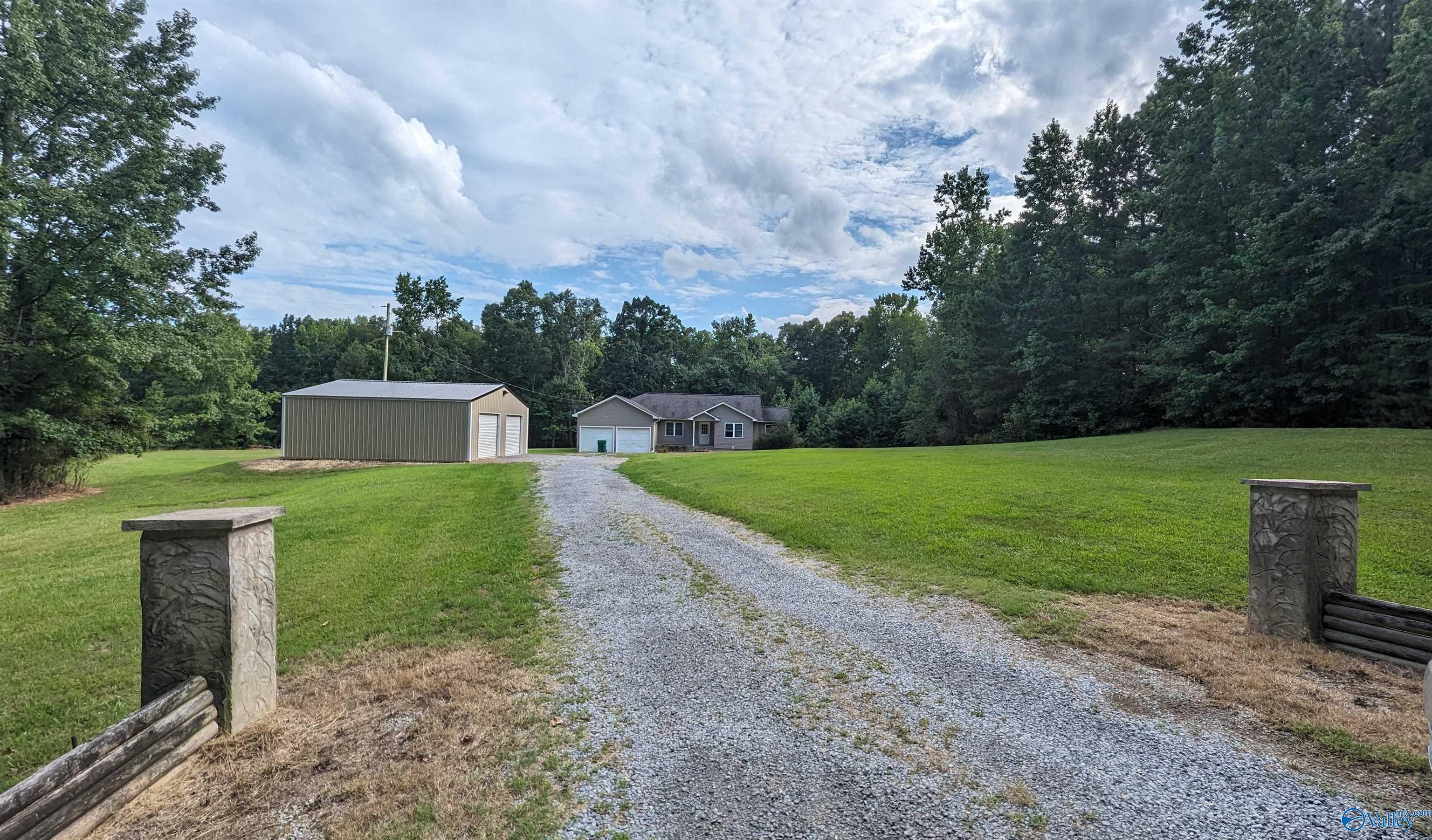 1424 County Road 115