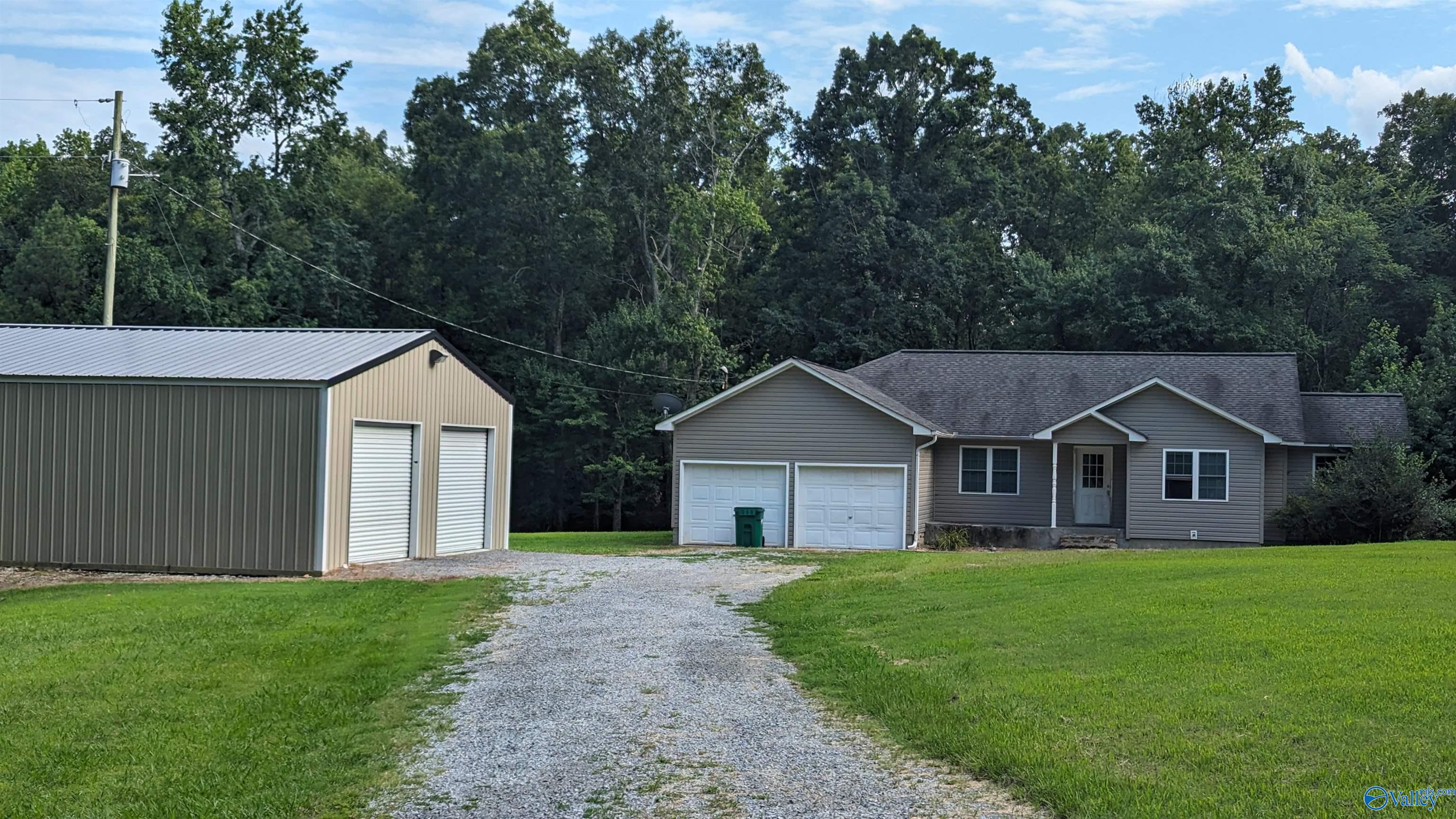 1424 County Road 115