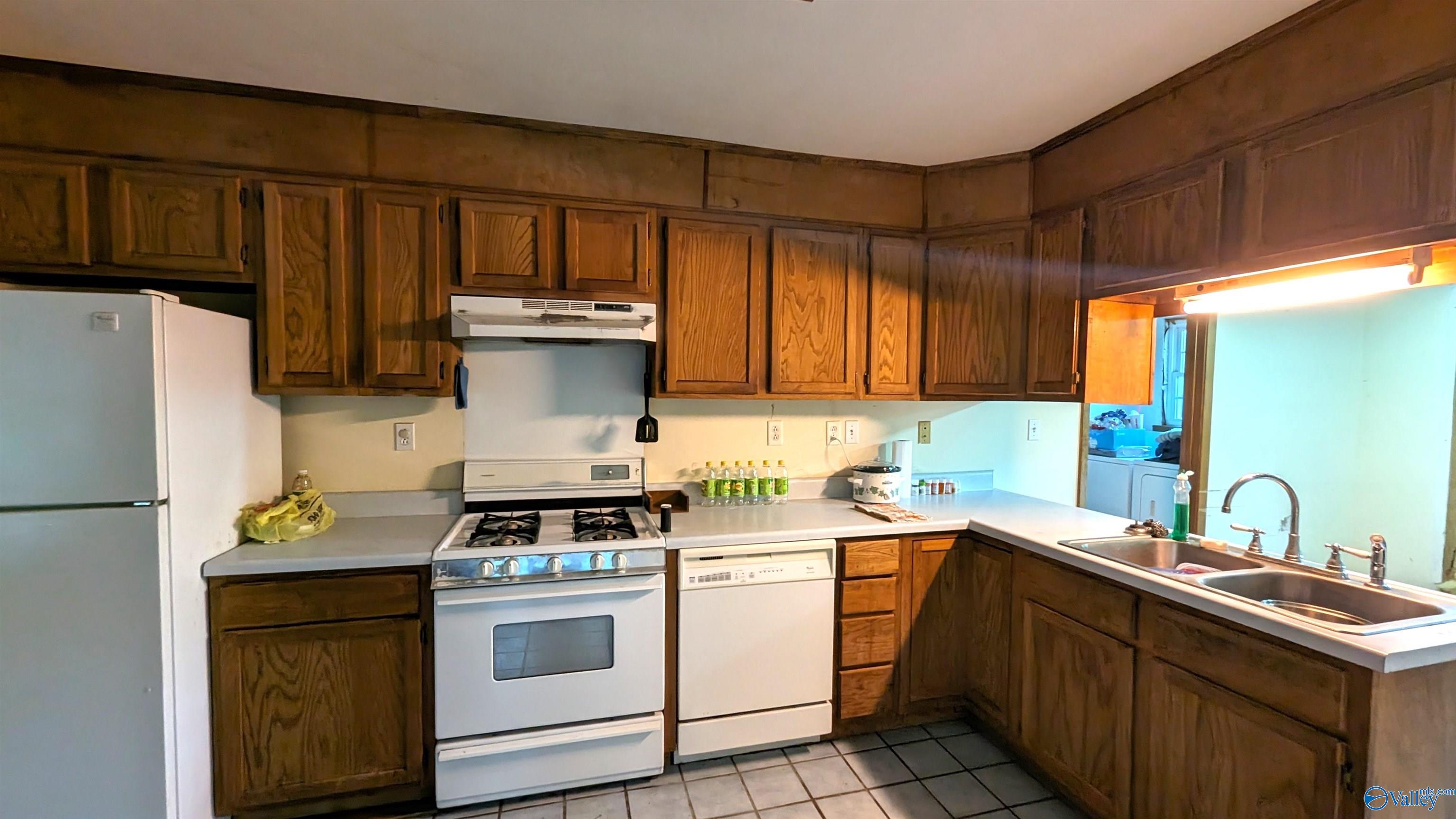 1424 County Road 115