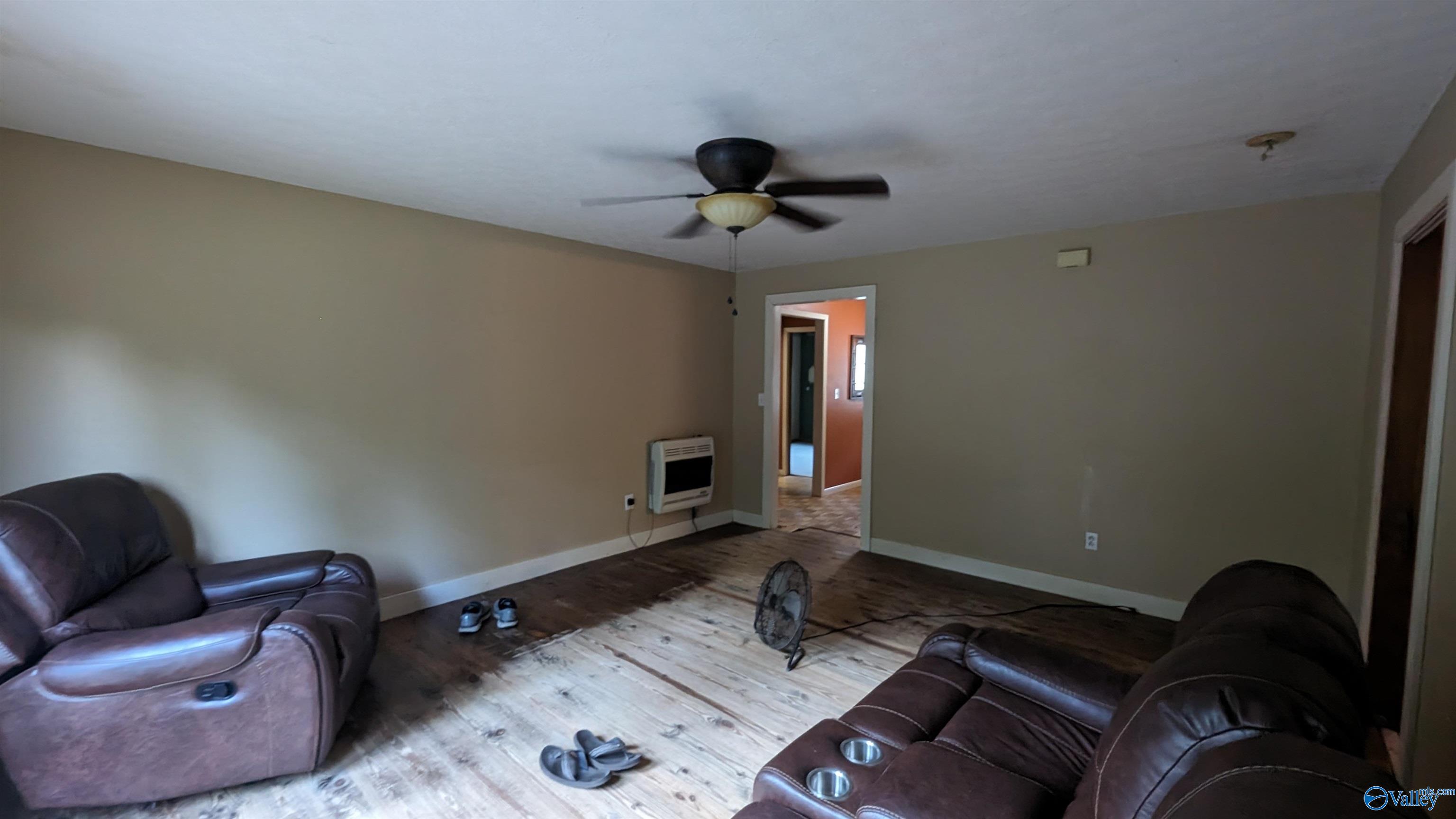 1424 County Road 115