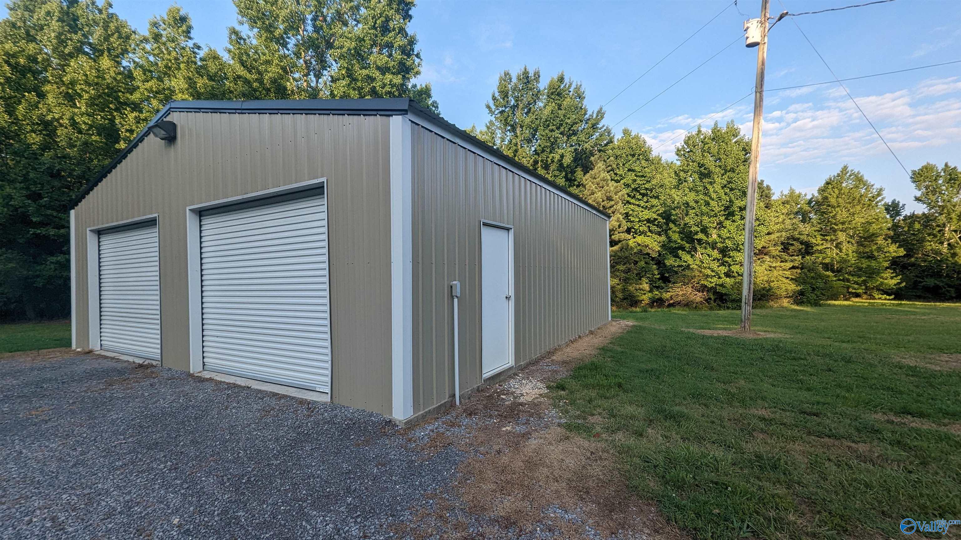 1424 County Road 115