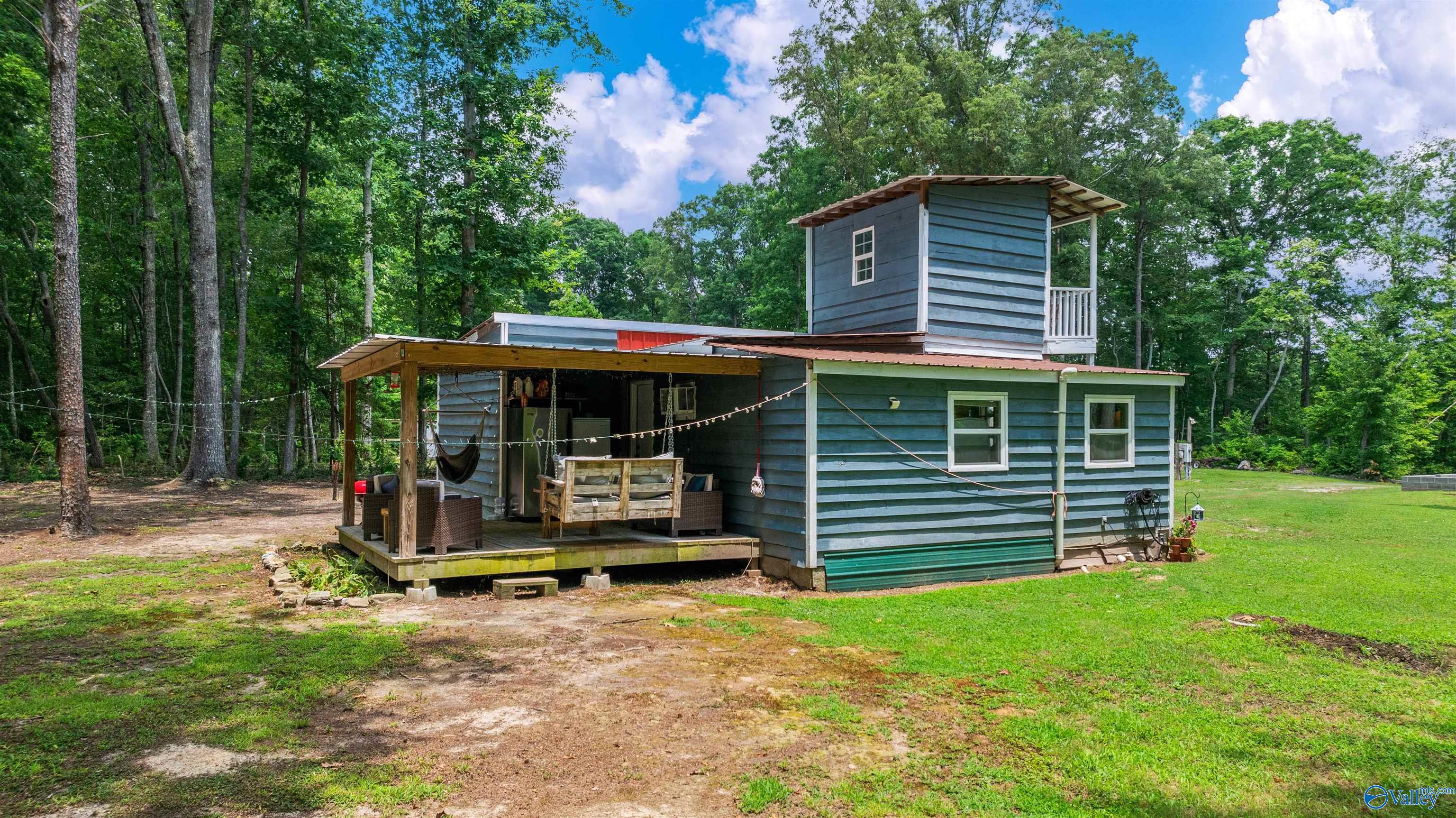 4467 East River Road