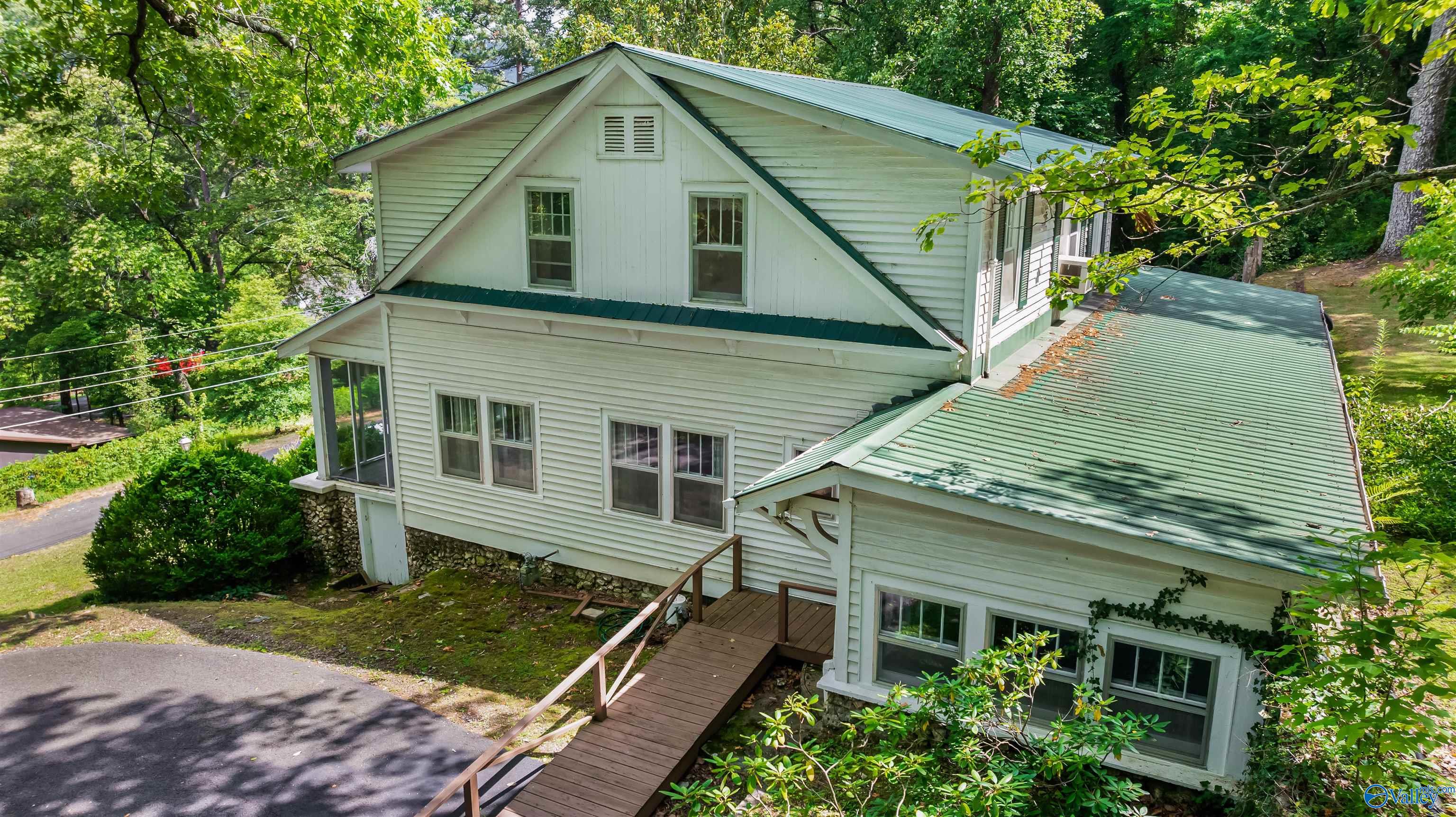 17 High Avenue