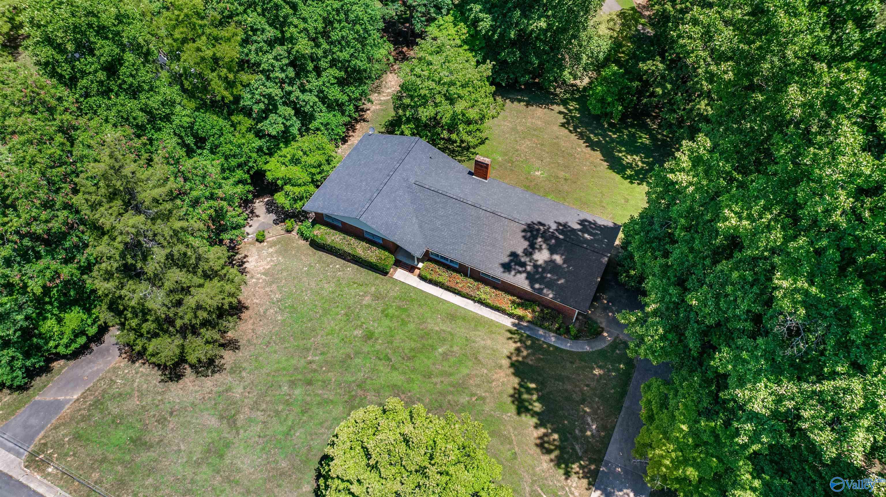 501 Leath Drive NE