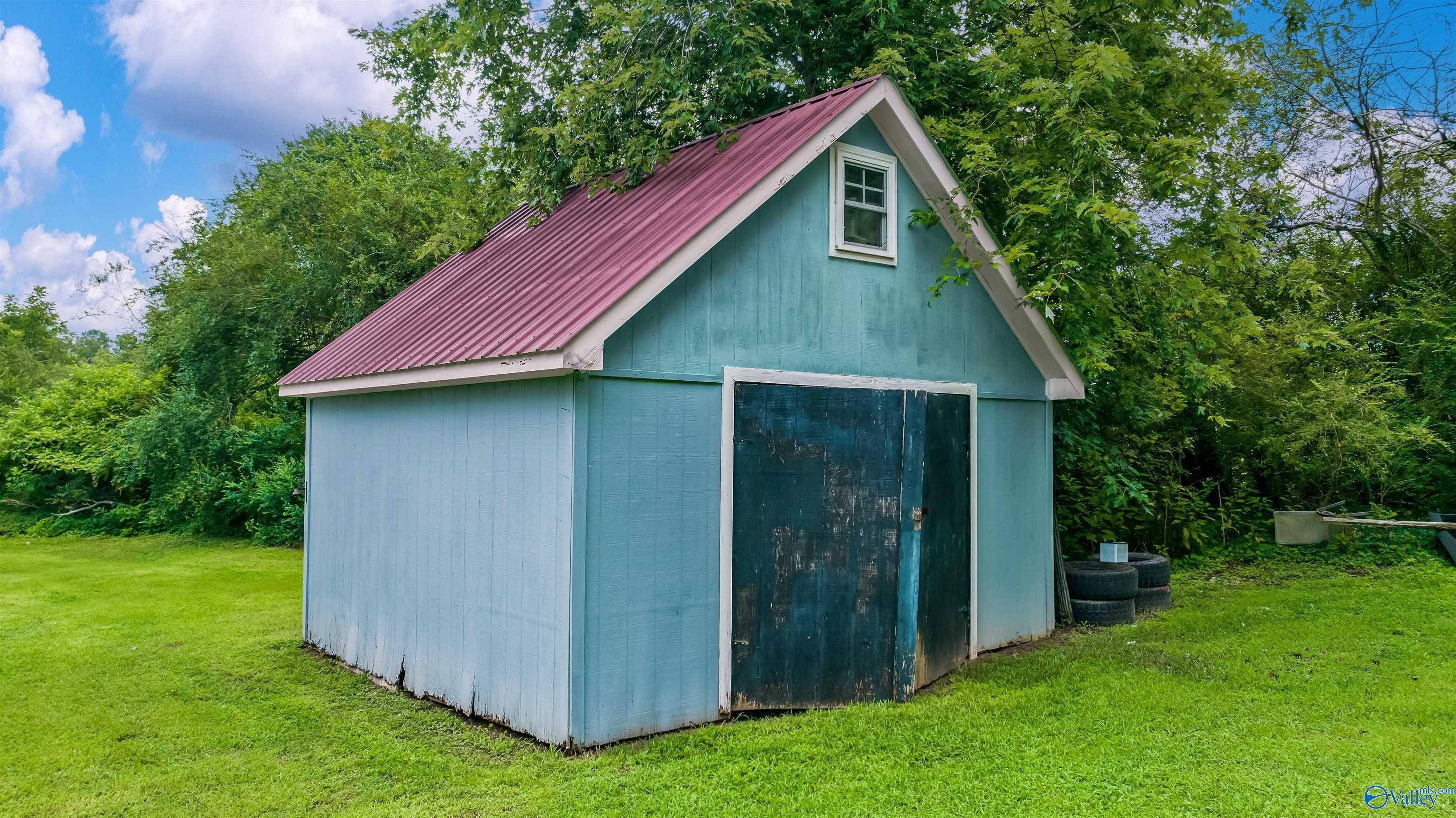 1003 Hammonds Road