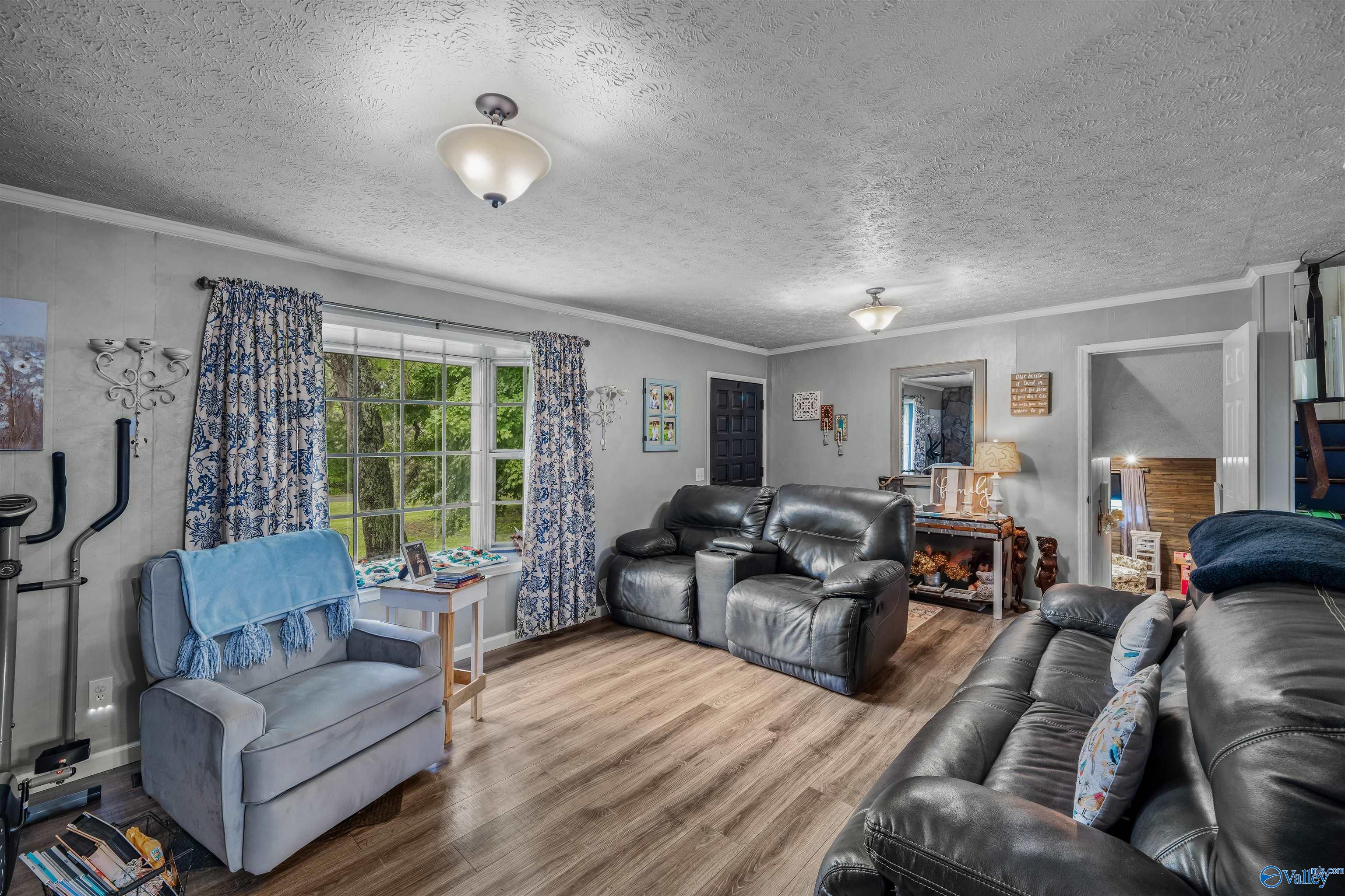 1003 Hammonds Road