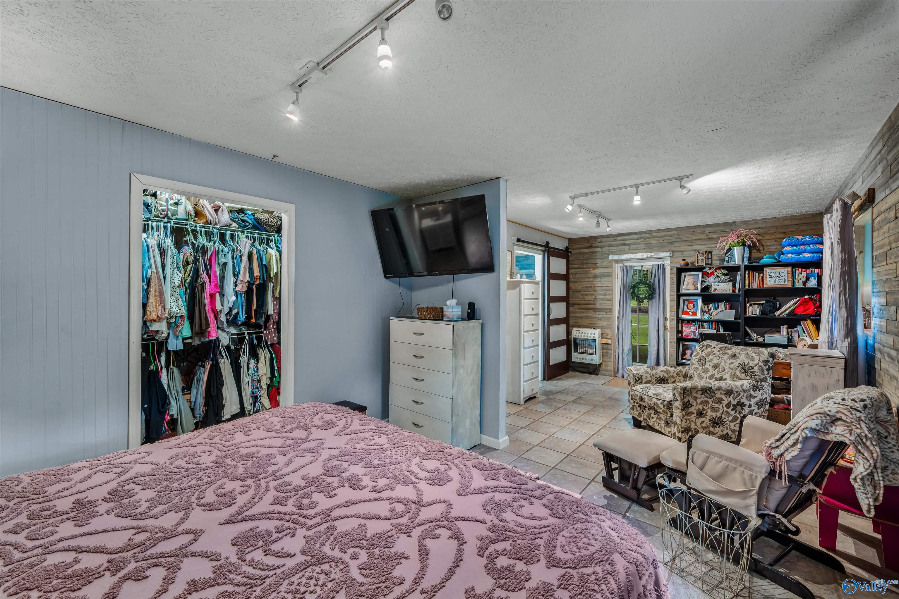 1003 Hammonds Road