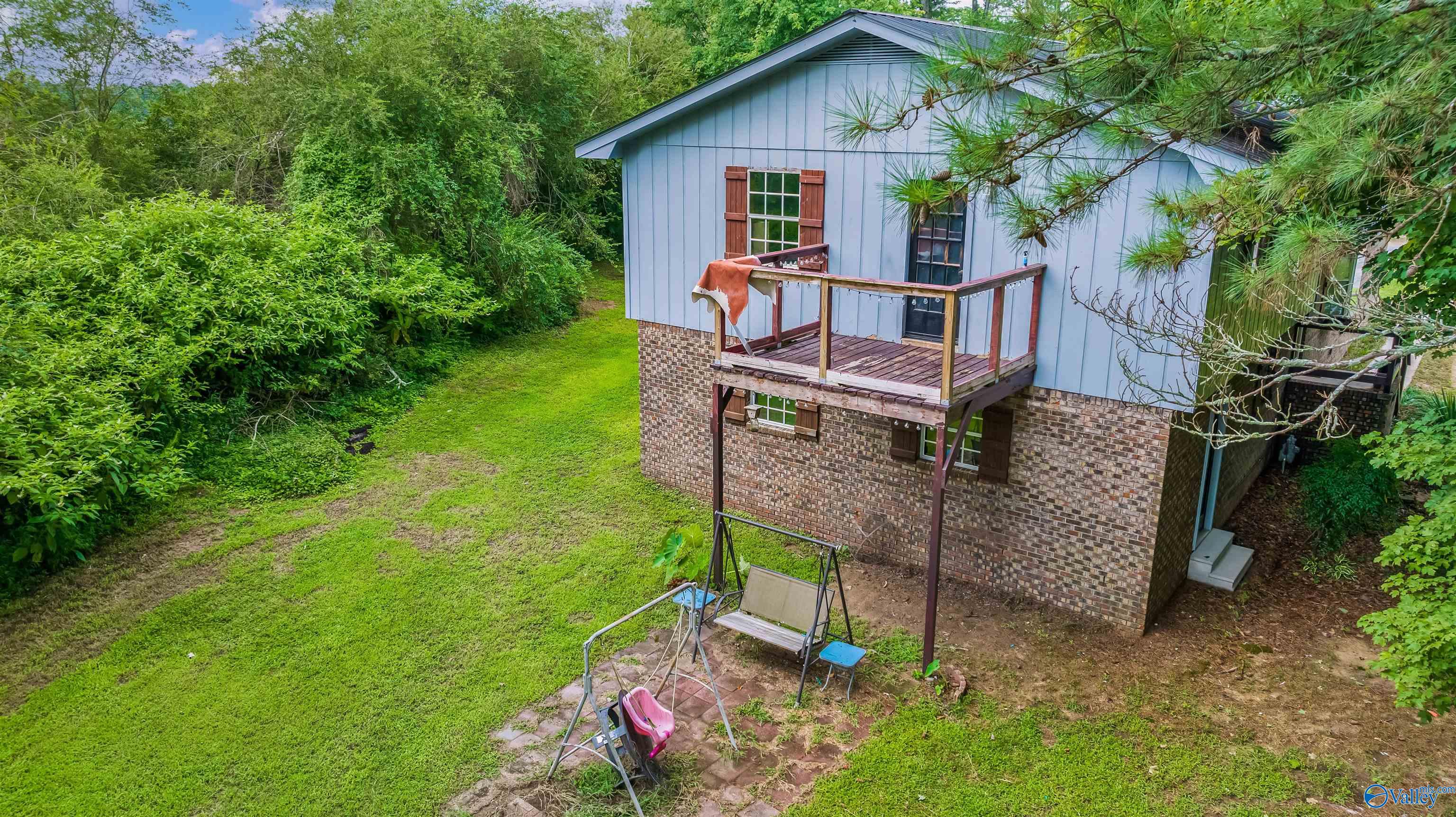 1003 Hammonds Road