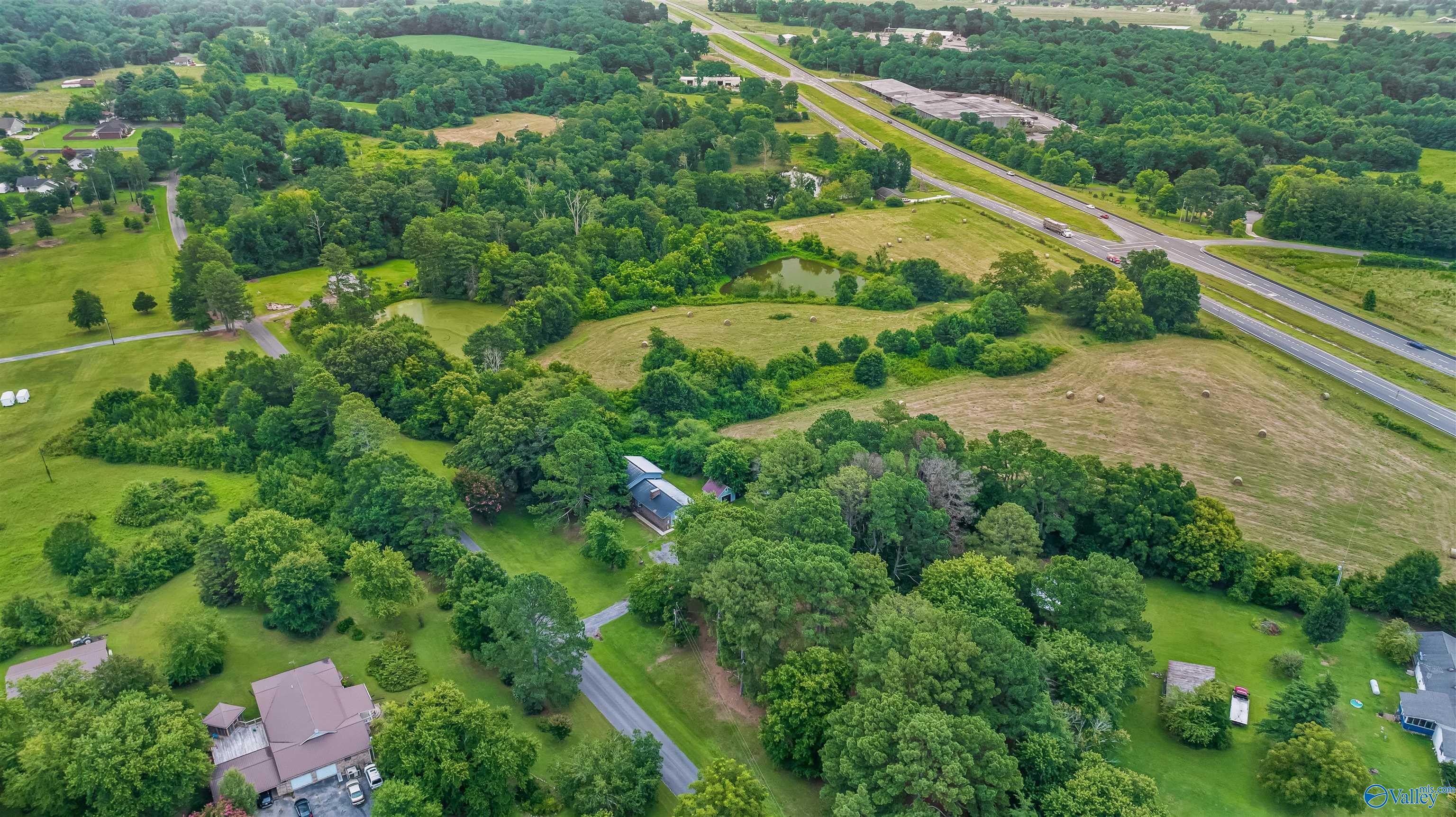 1003 Hammonds Road