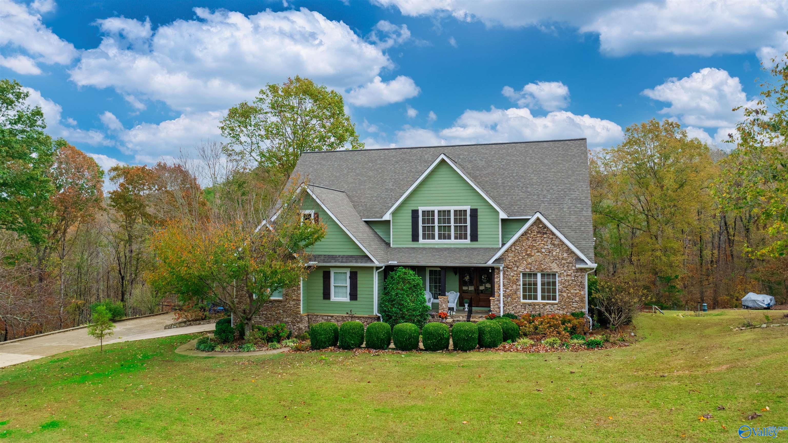 412 County Road 1027
