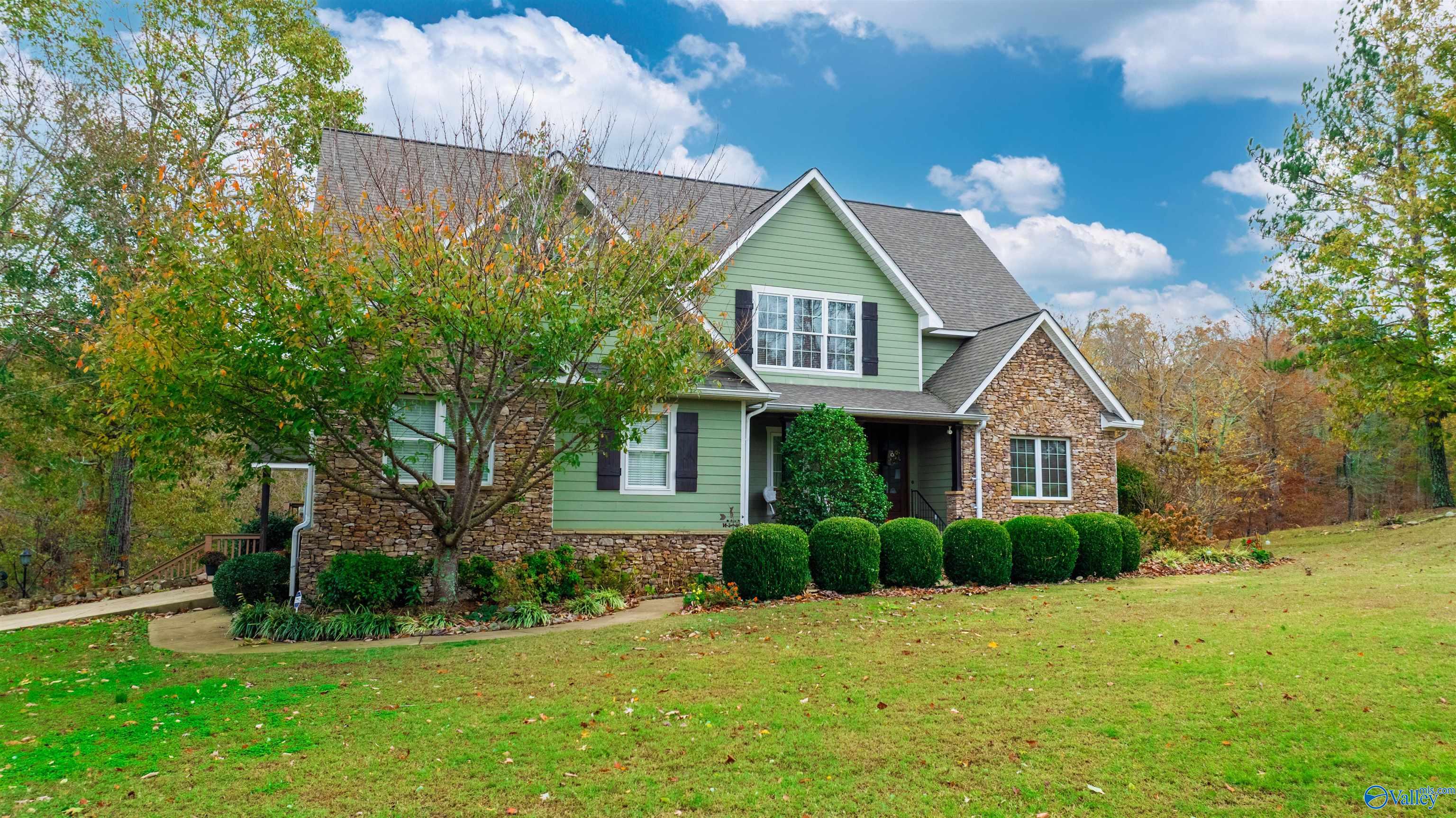 412 County Road 1027
