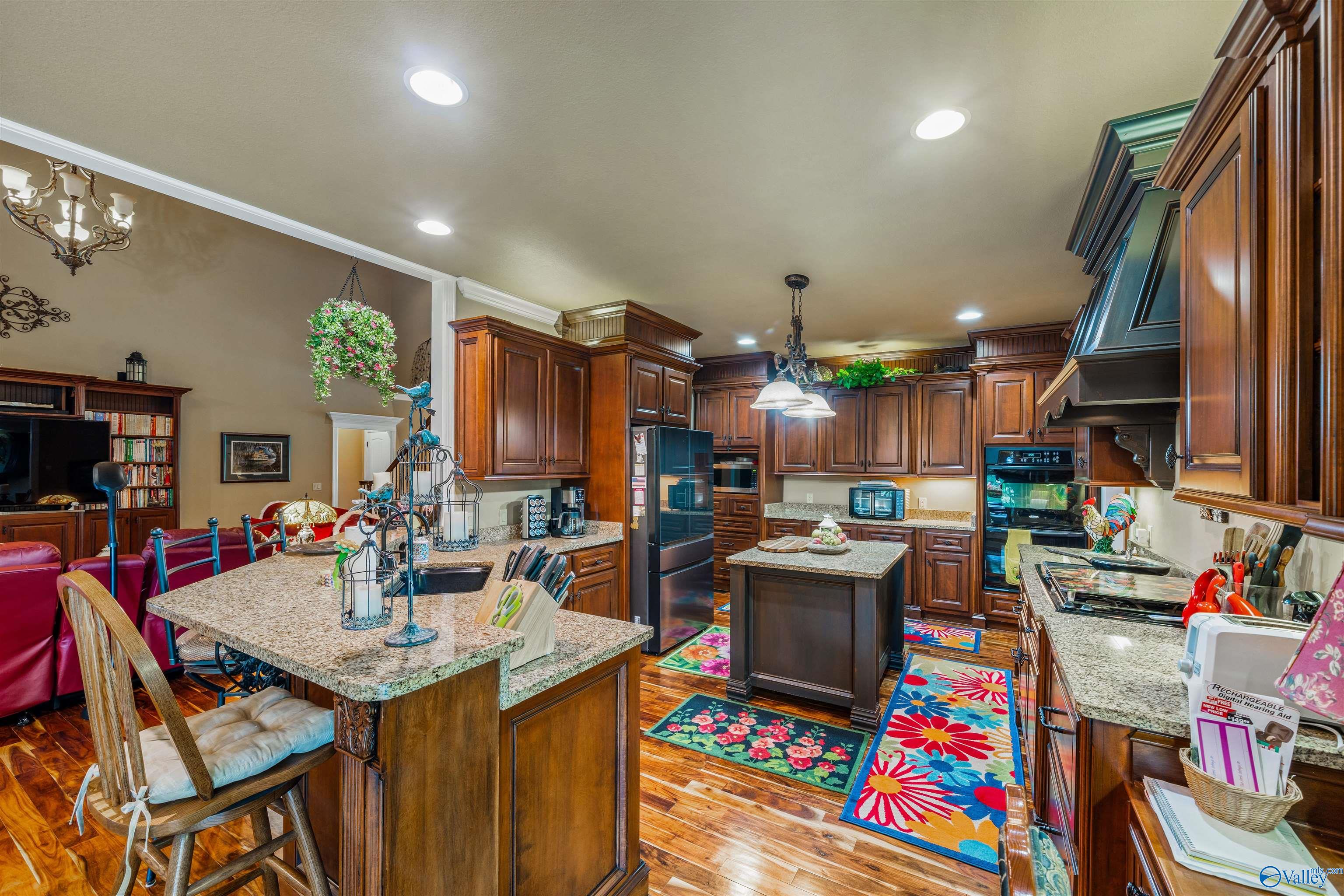 412 County Road 1027