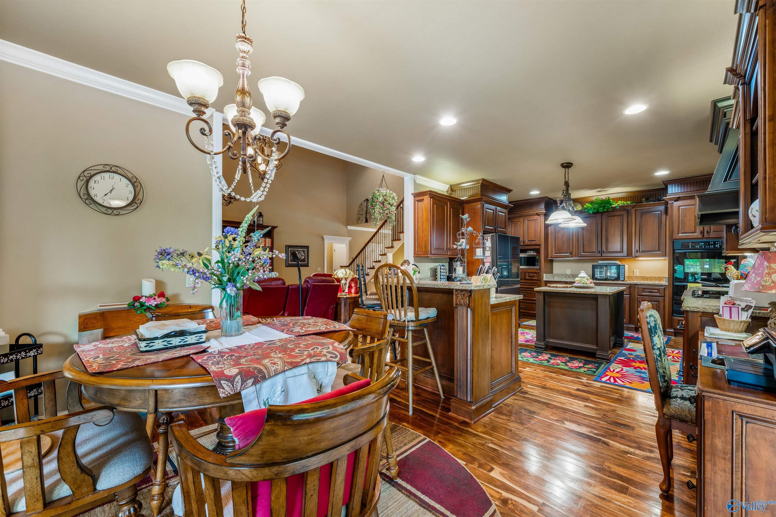 412 County Road 1027