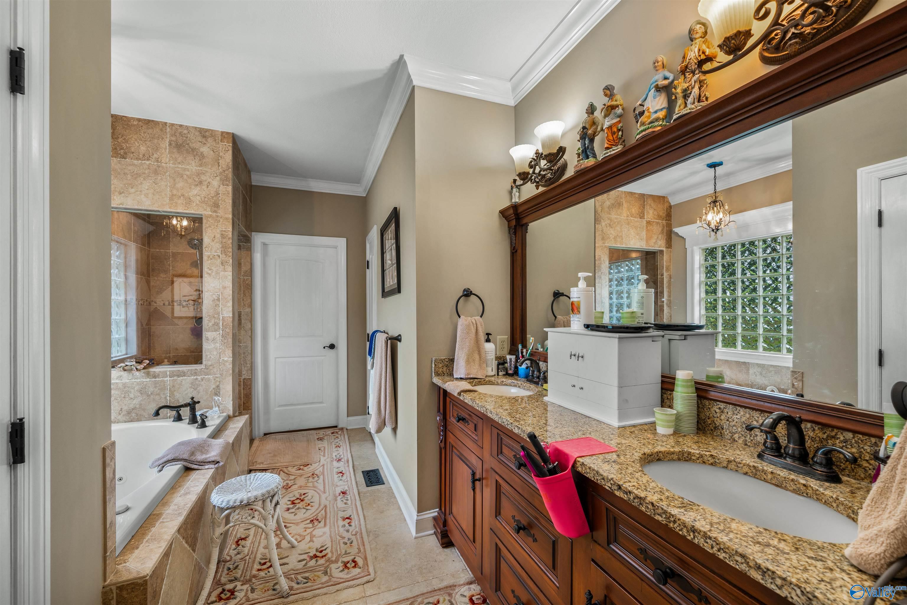 412 County Road 1027