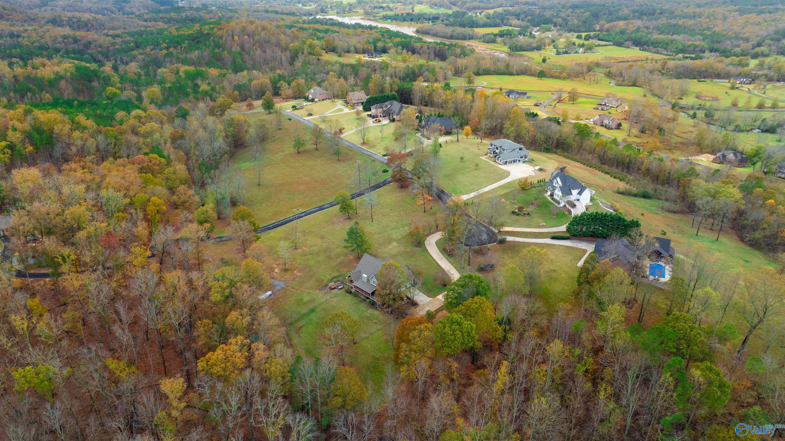 412 County Road 1027