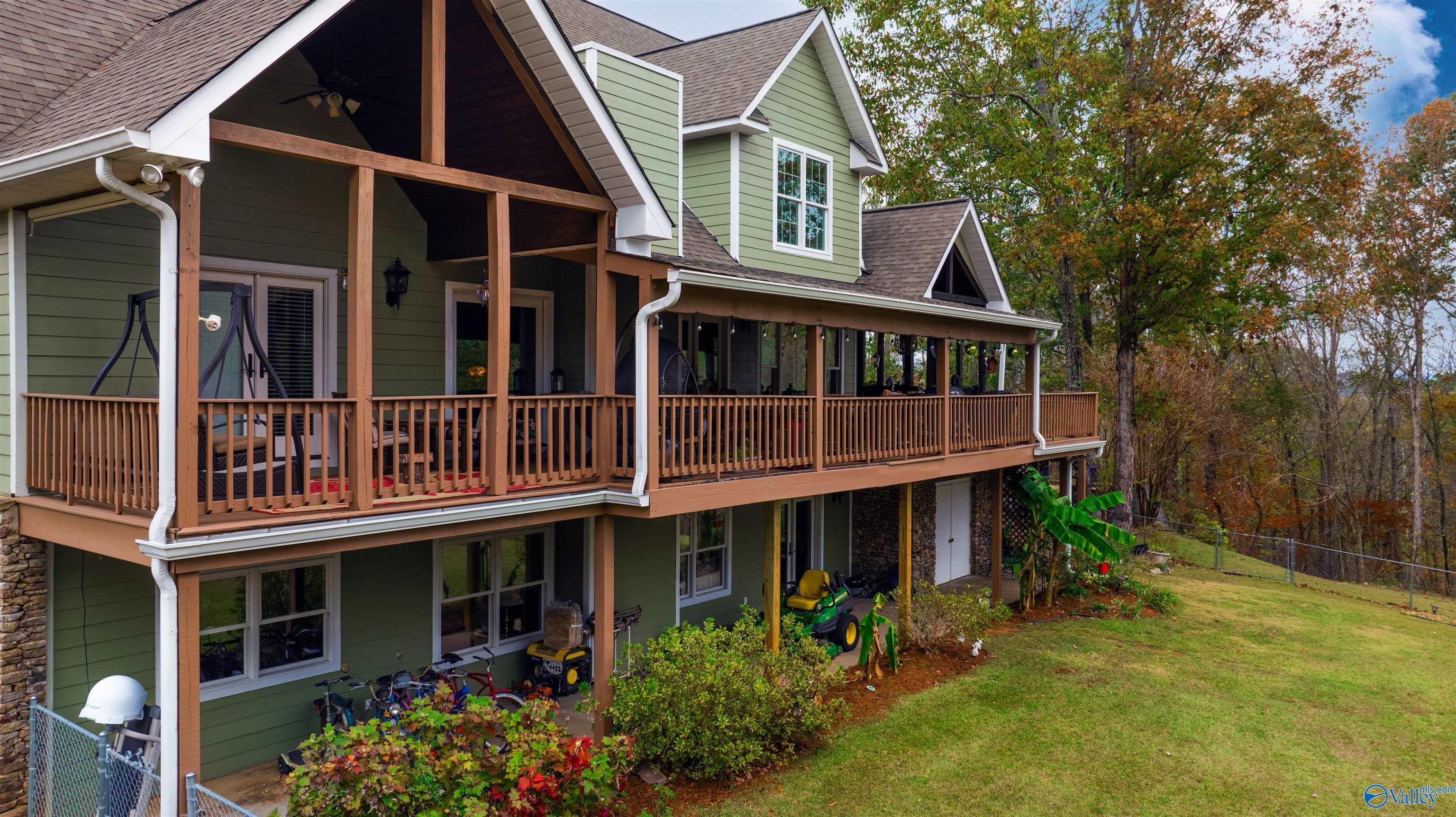 412 County Road 1027