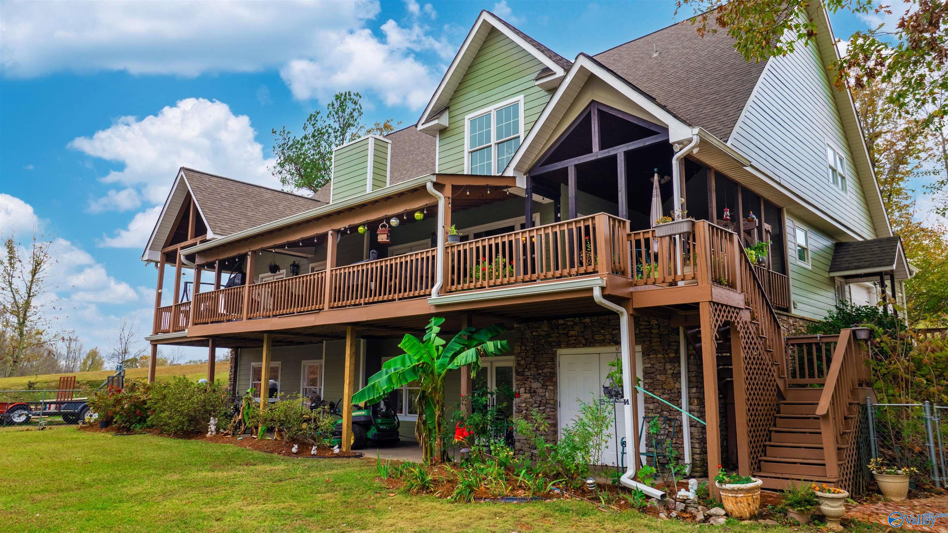 412 County Road 1027