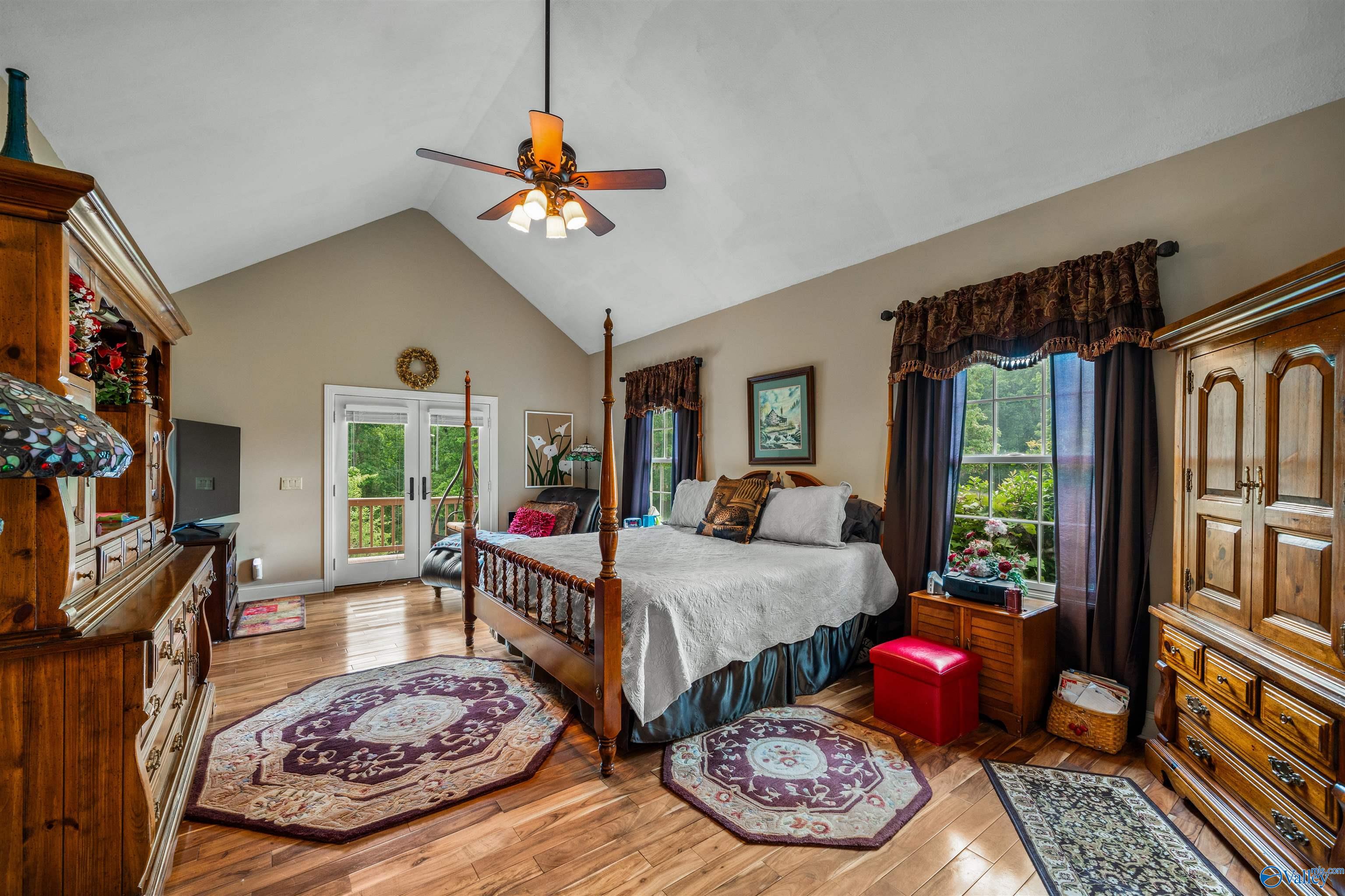 412 County Road 1027