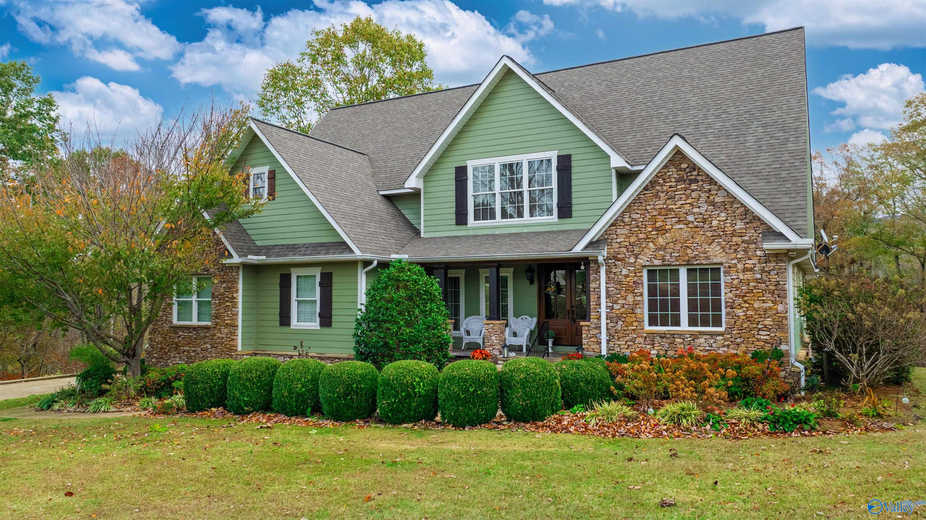 412 County Road 1027