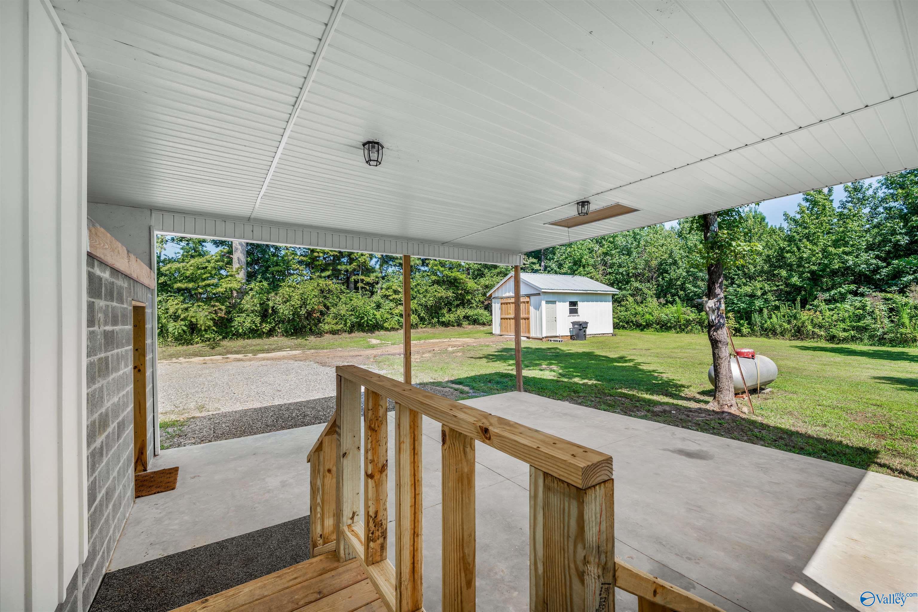 238 Hale Lane
