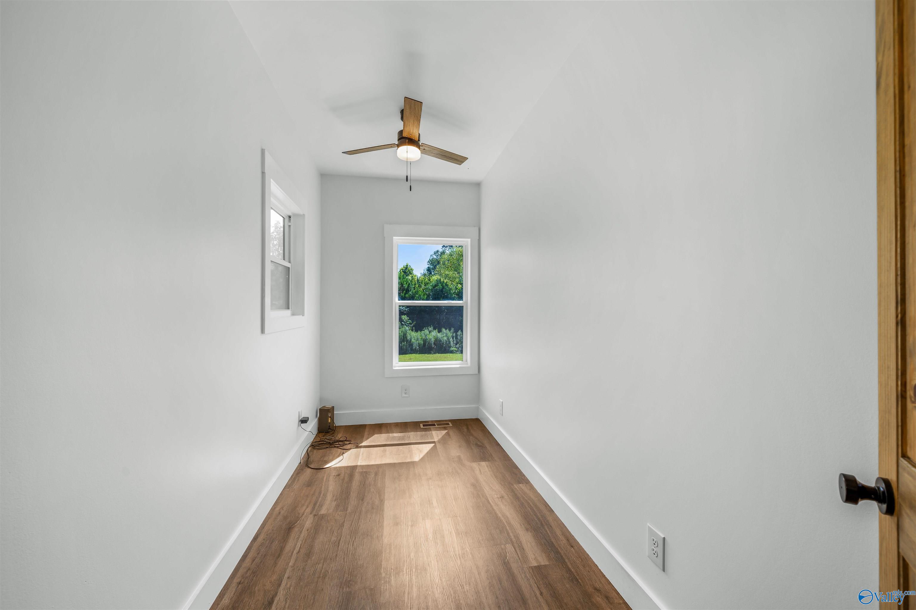 238 Hale Lane