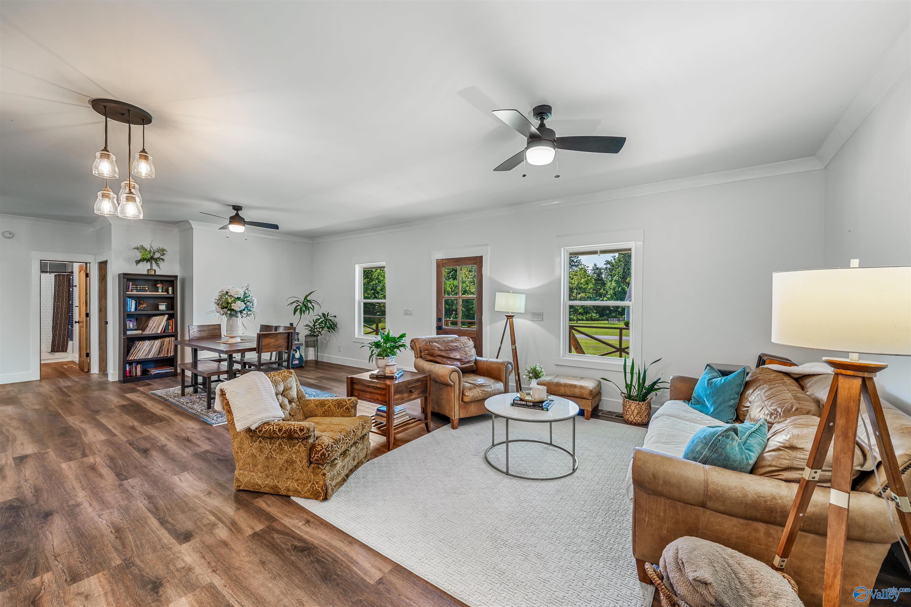 238 Hale Lane