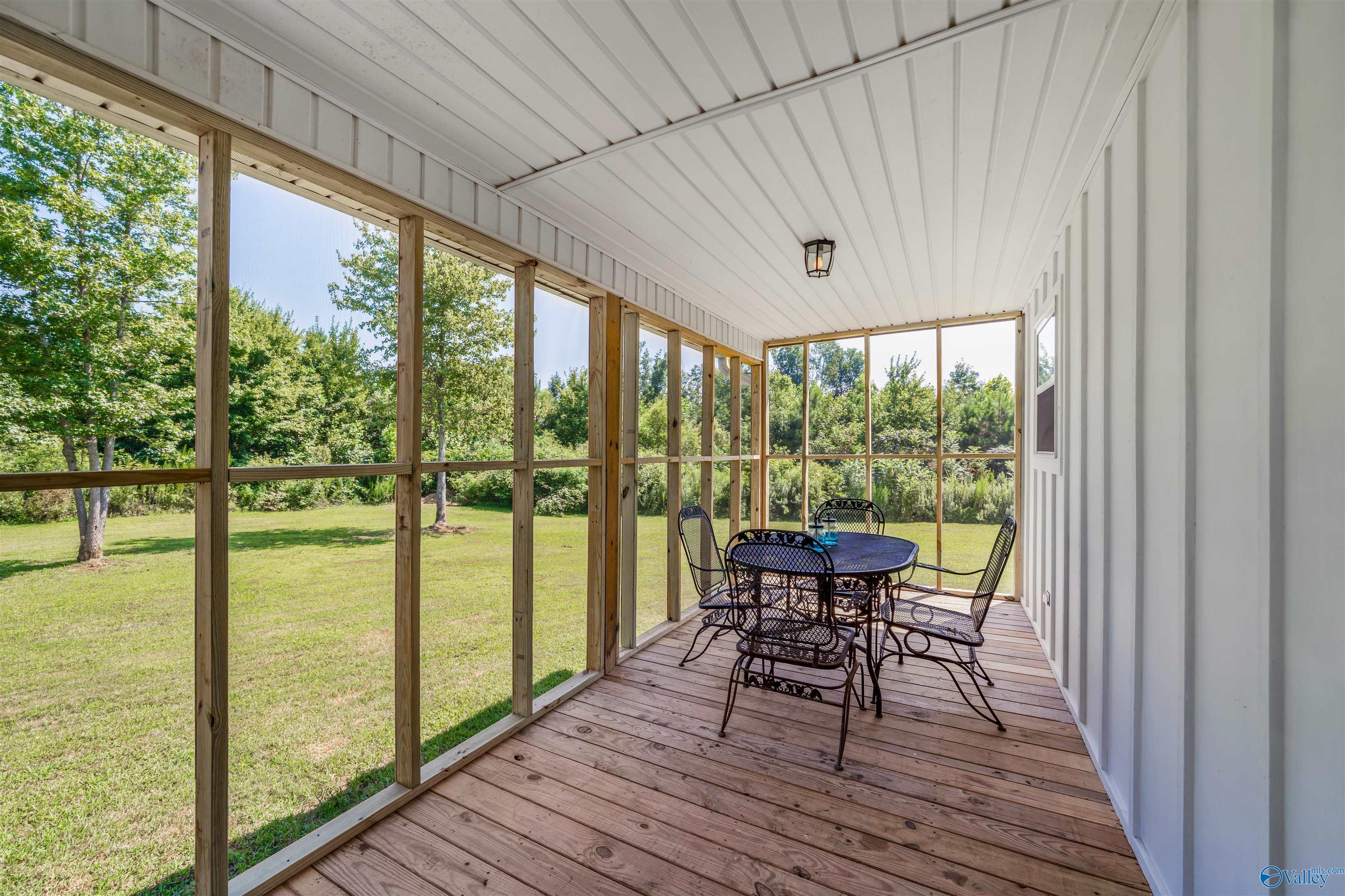 238 Hale Lane