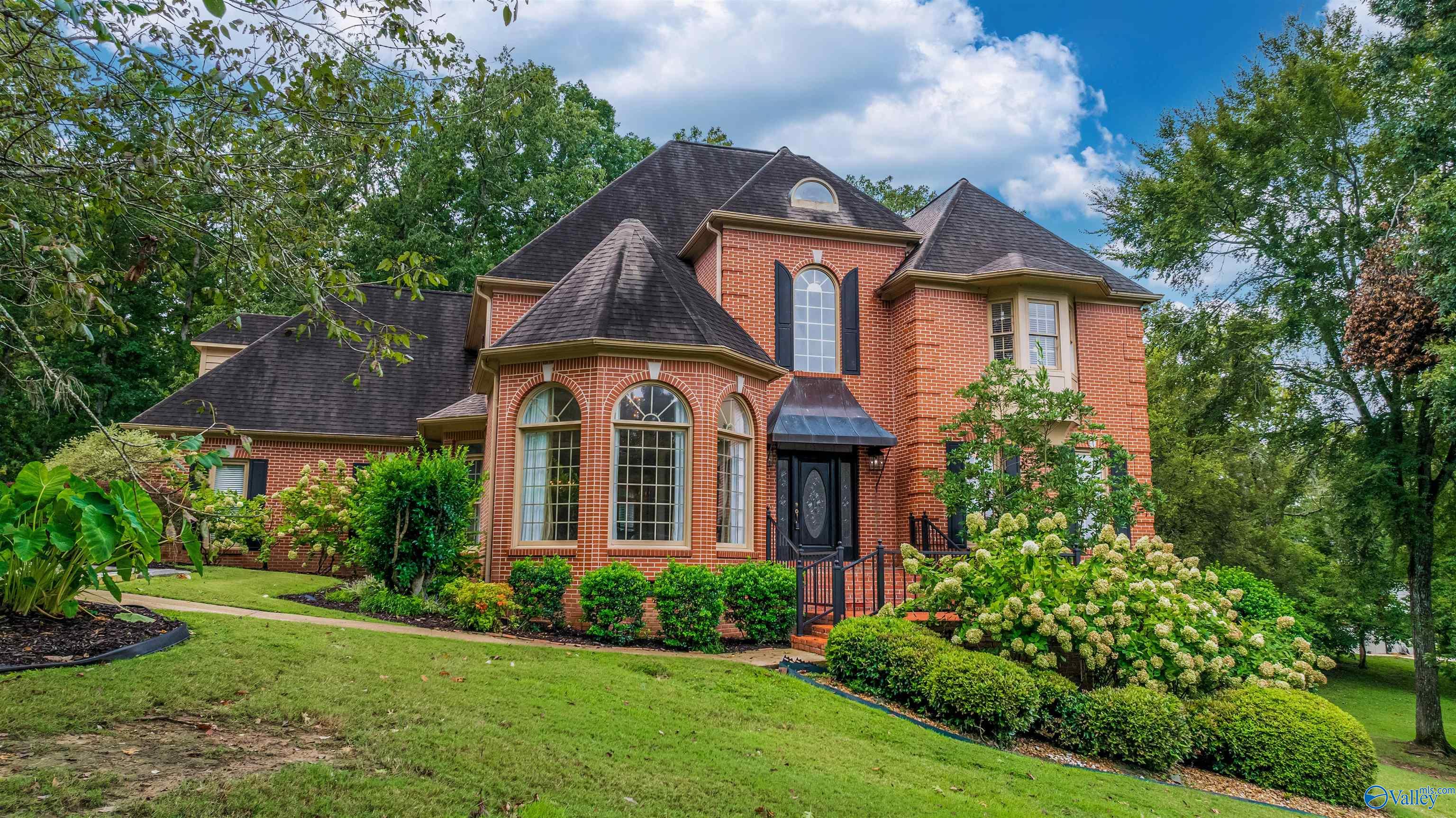904 Driver Road NW