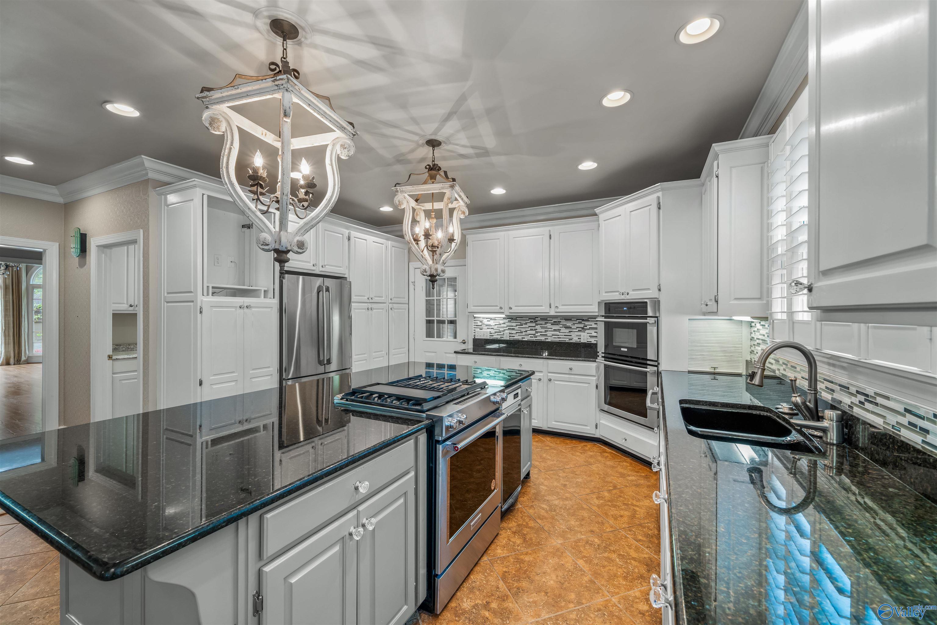 904 Driver Road NW