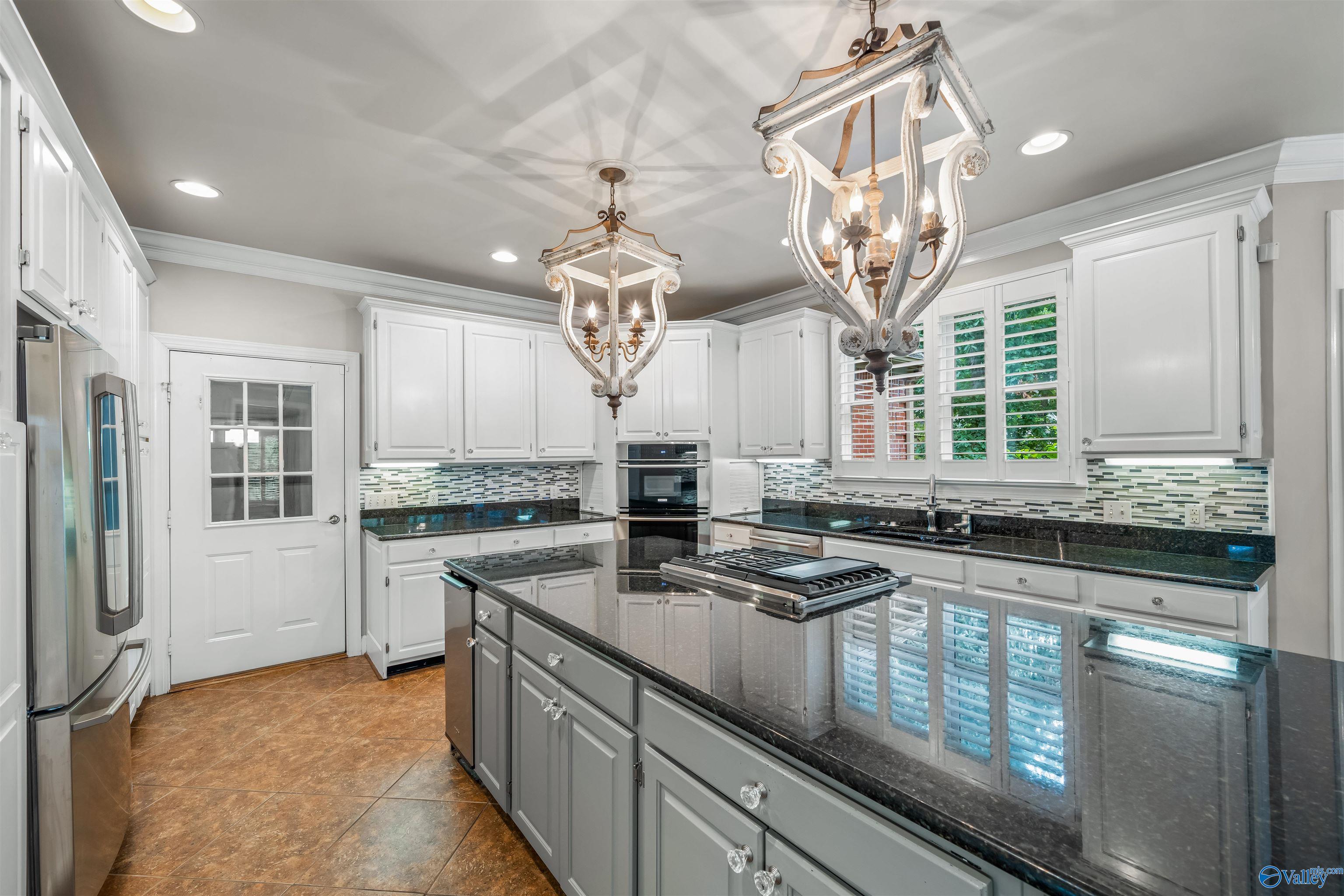 904 Driver Road NW
