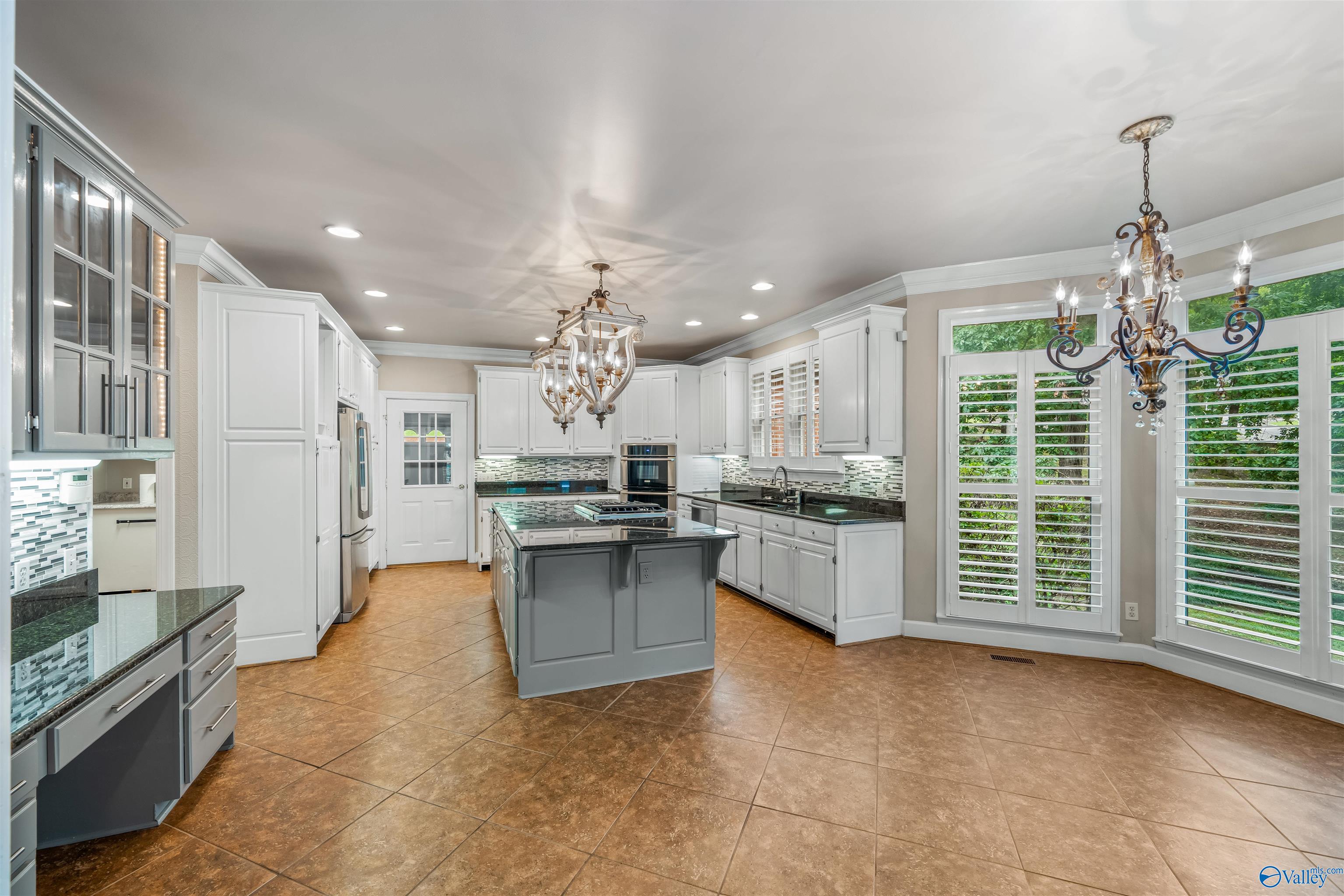 904 Driver Road NW