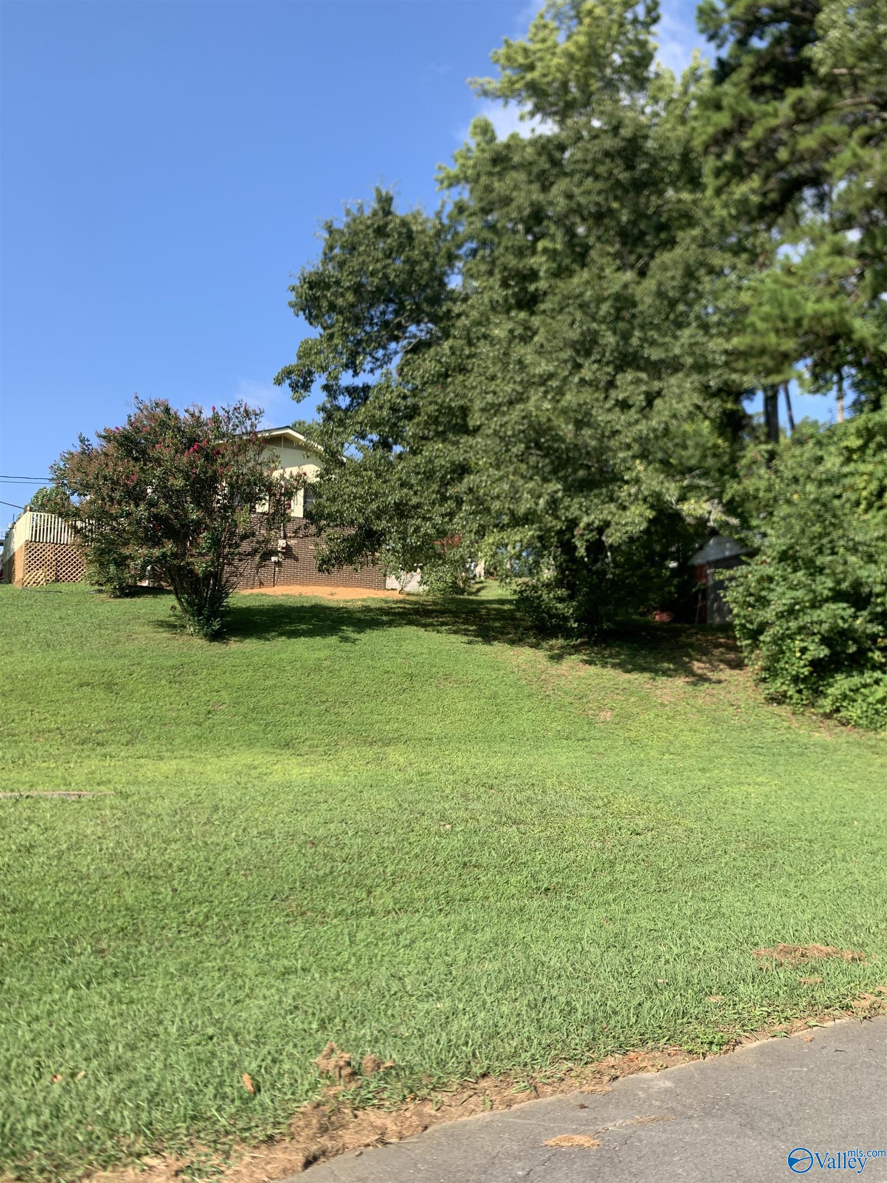 Lot 8 Grand Avenue