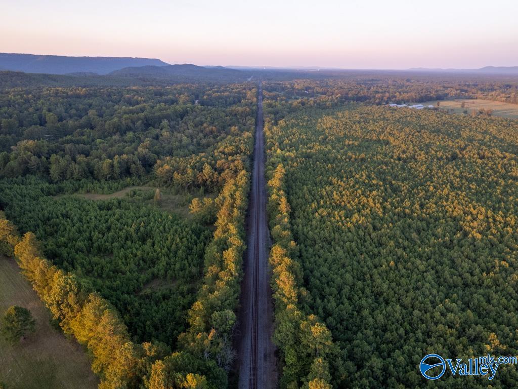 130 ACRES Highway 11