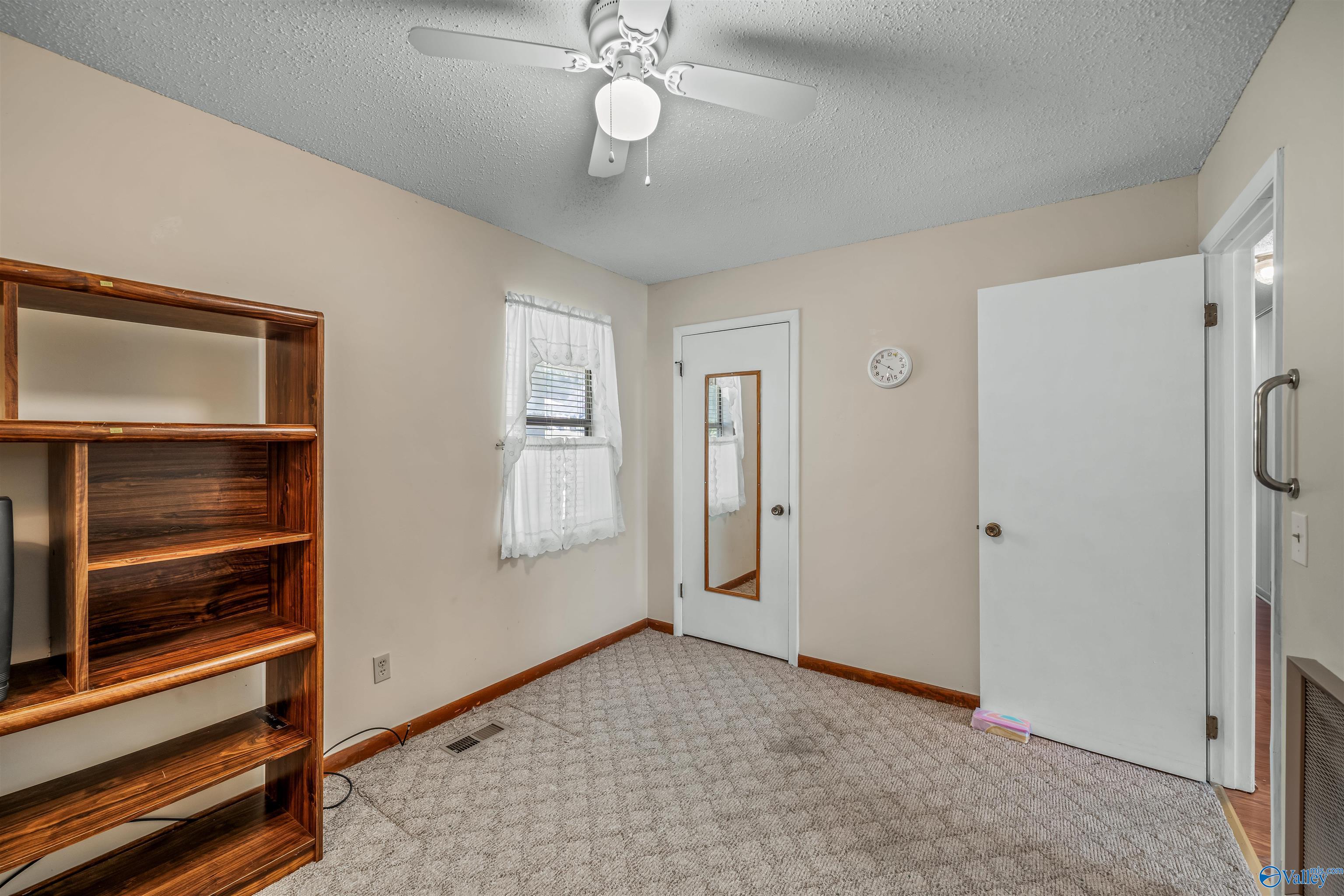 609 Lookout Terrace E
