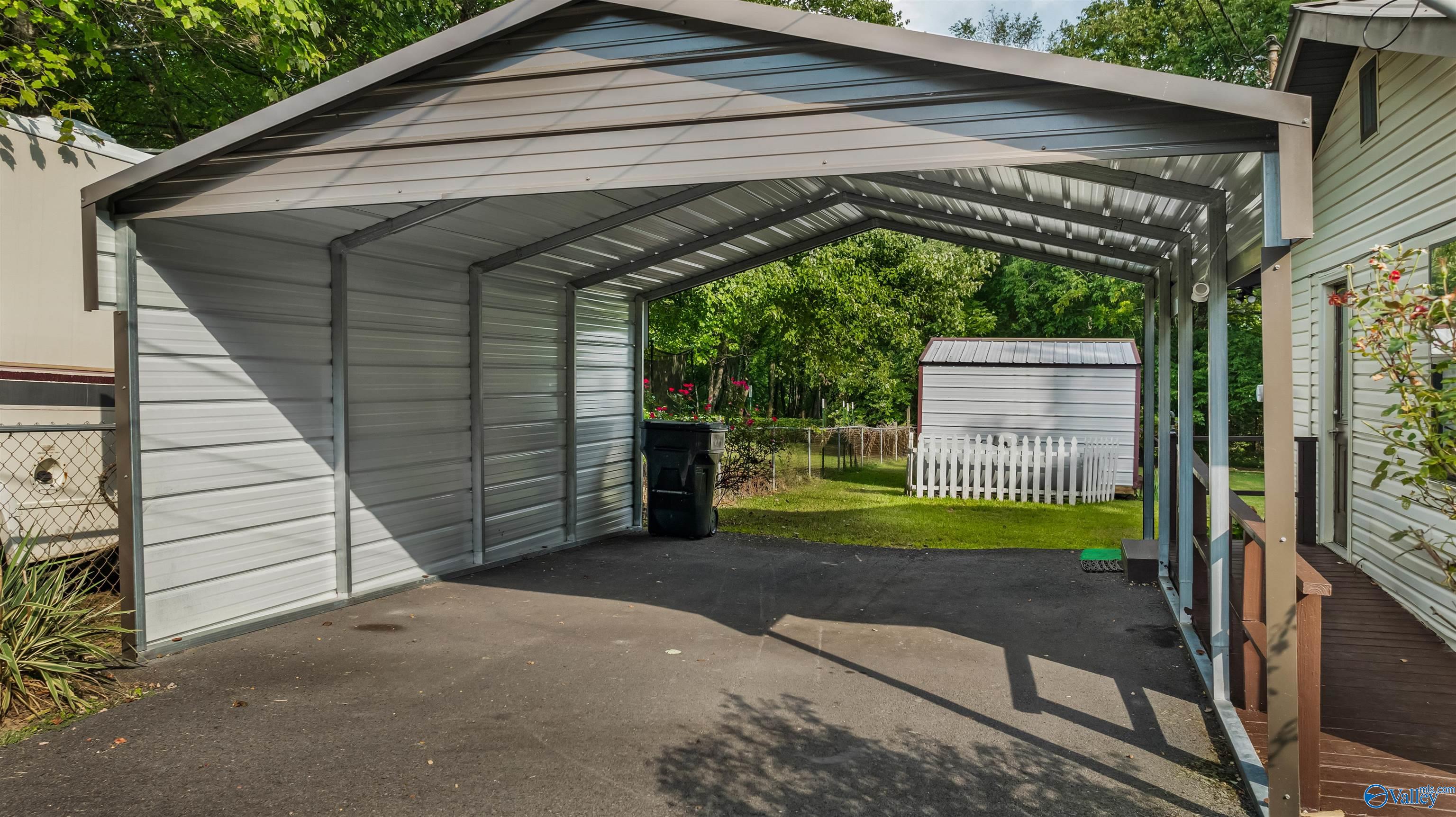 609 Lookout Terrace E