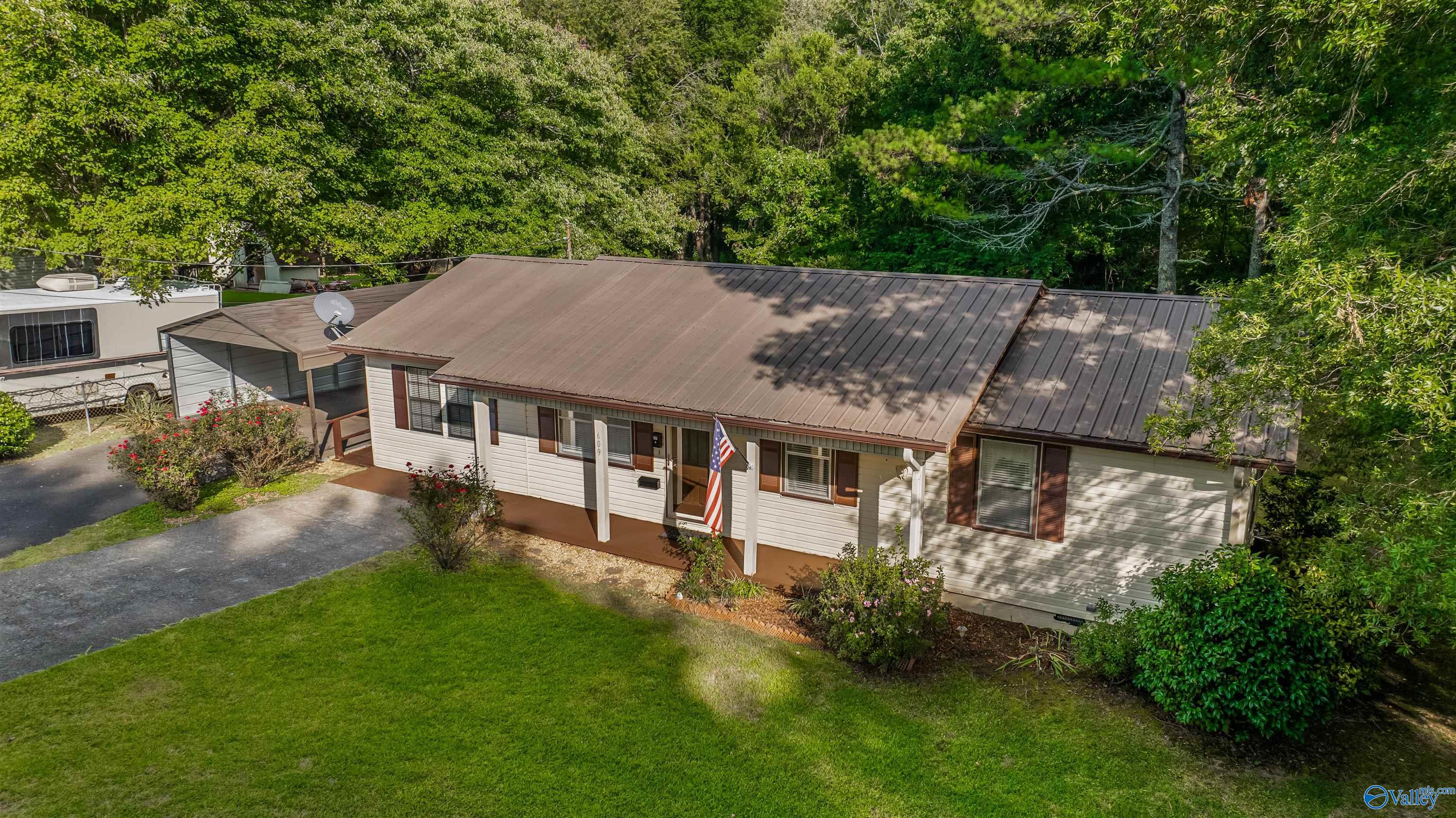 609 Lookout Terrace E