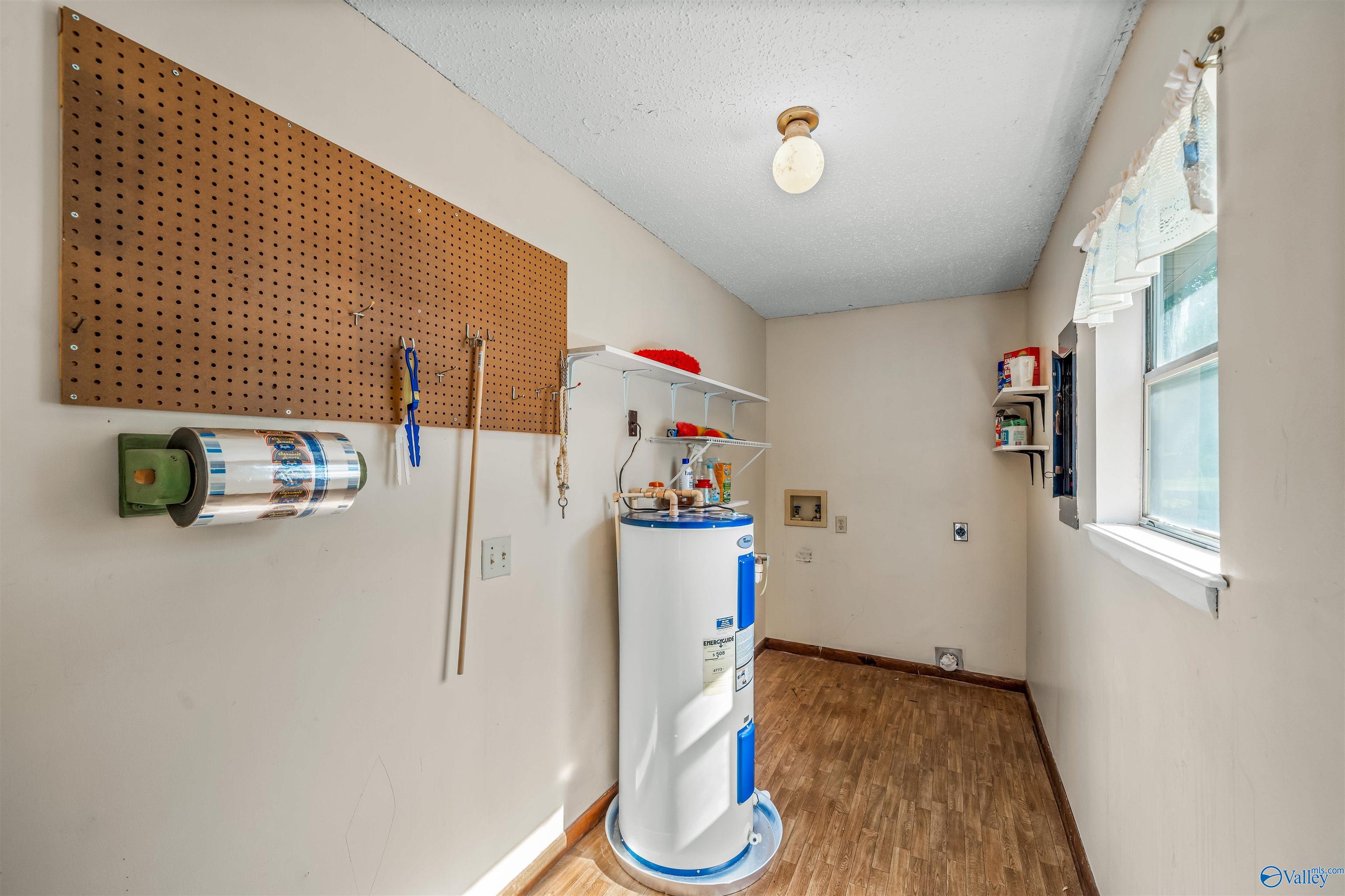 609 Lookout Terrace E