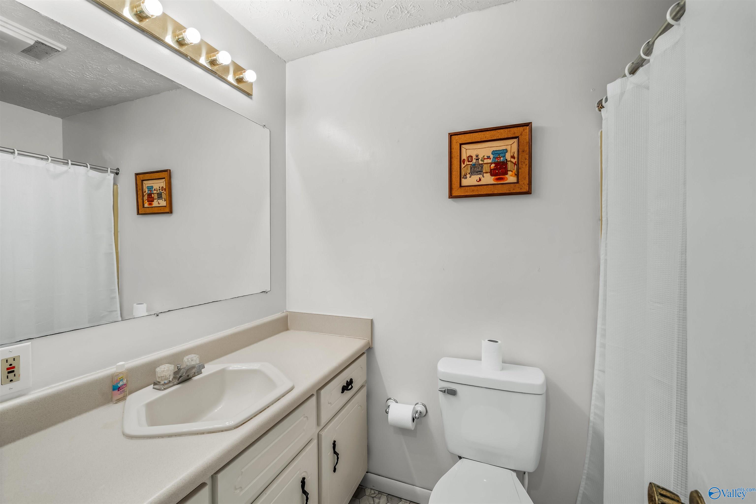 609 Lookout Terrace E