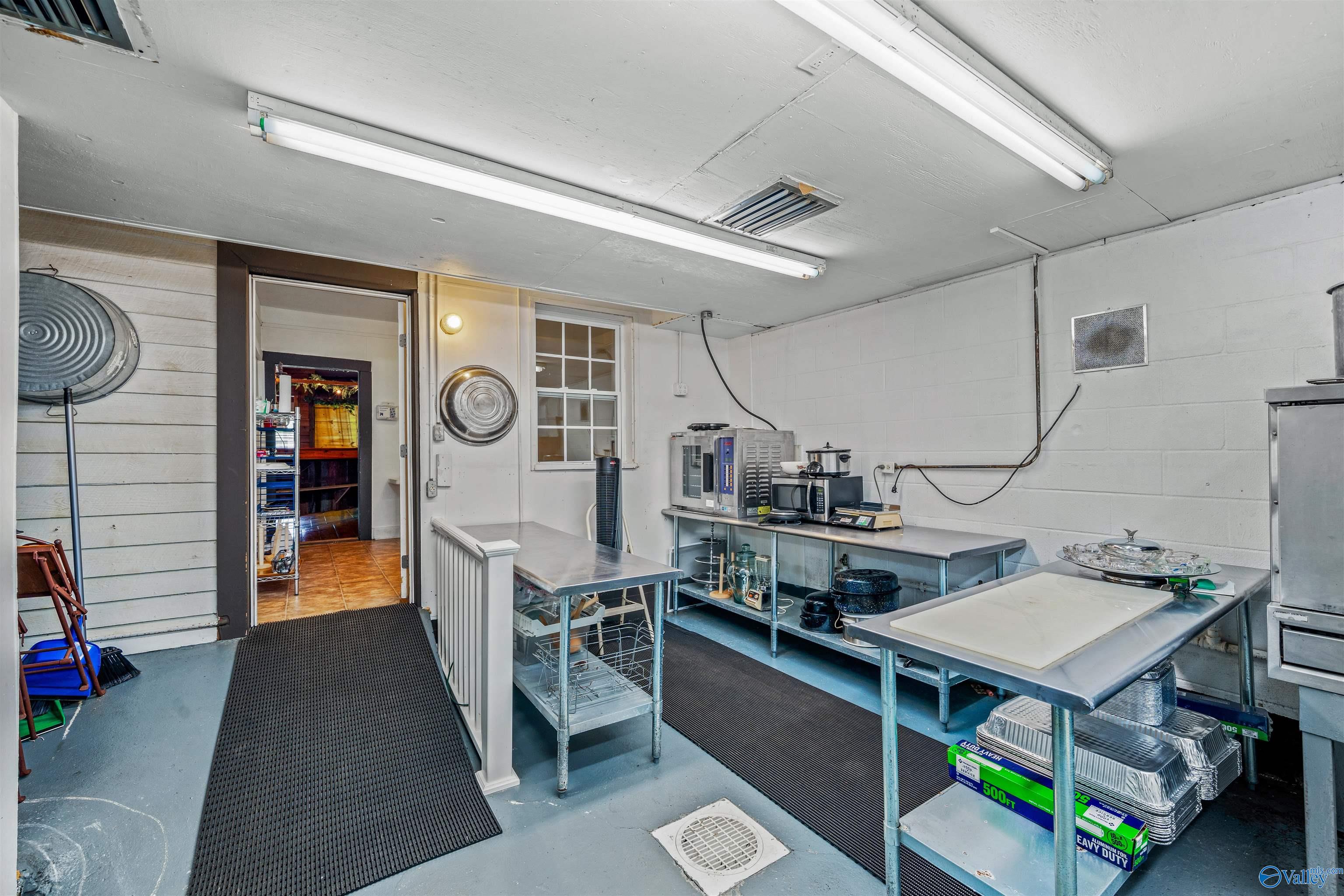 4608 Desoto Parkway N