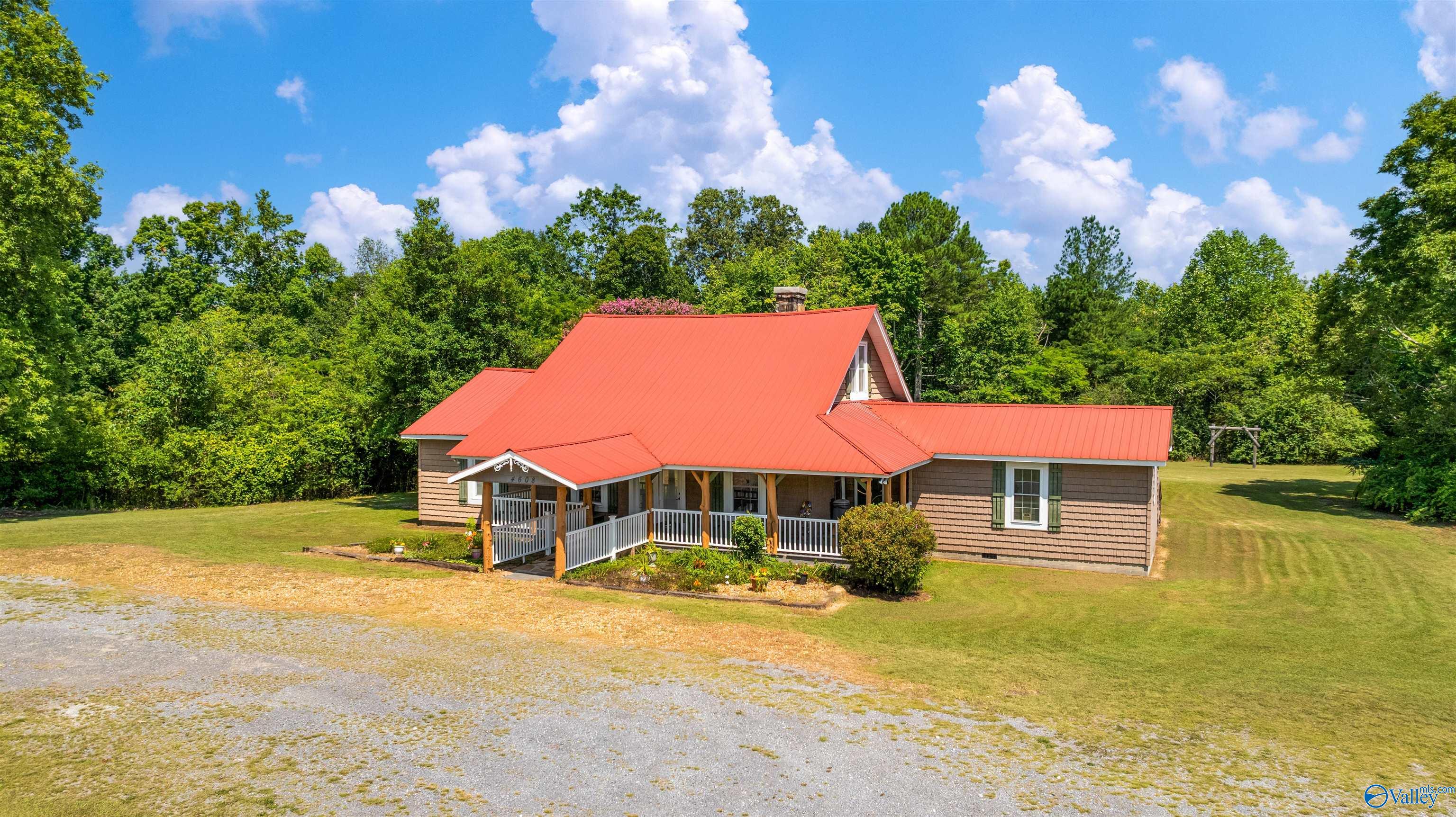 4608 Desoto Parkway N