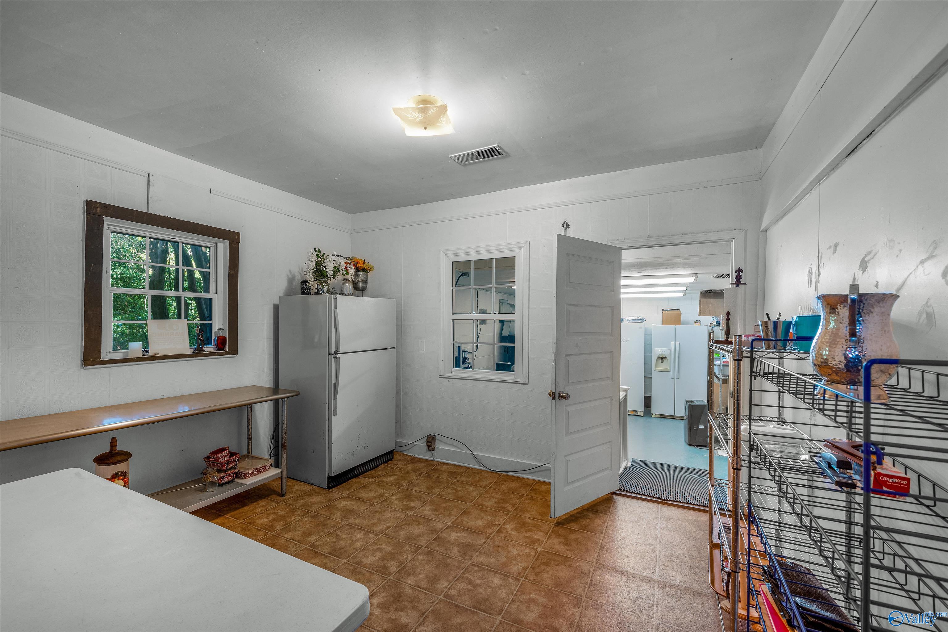 4608 Desoto Parkway N