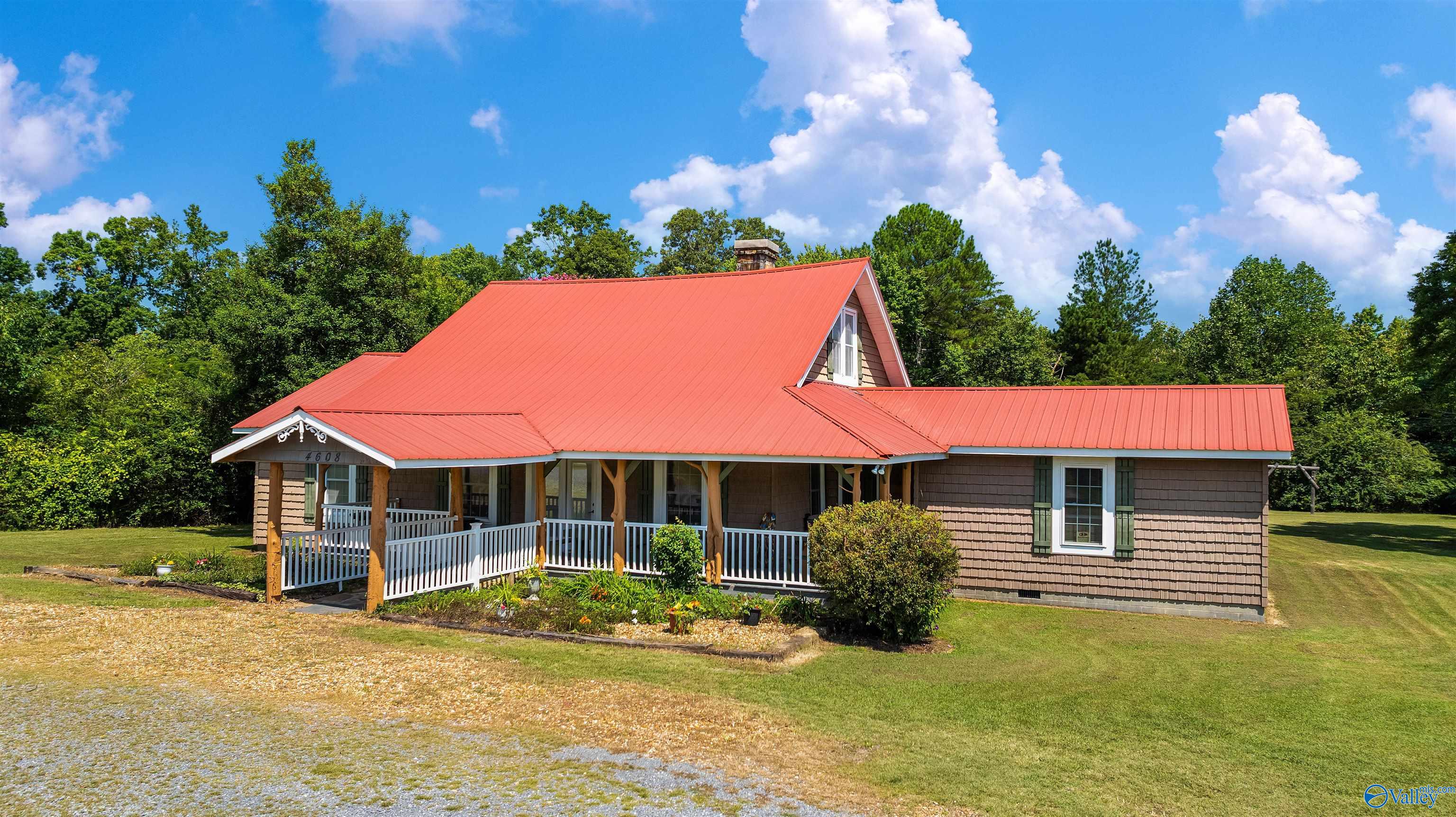 4608 Desoto Parkway N