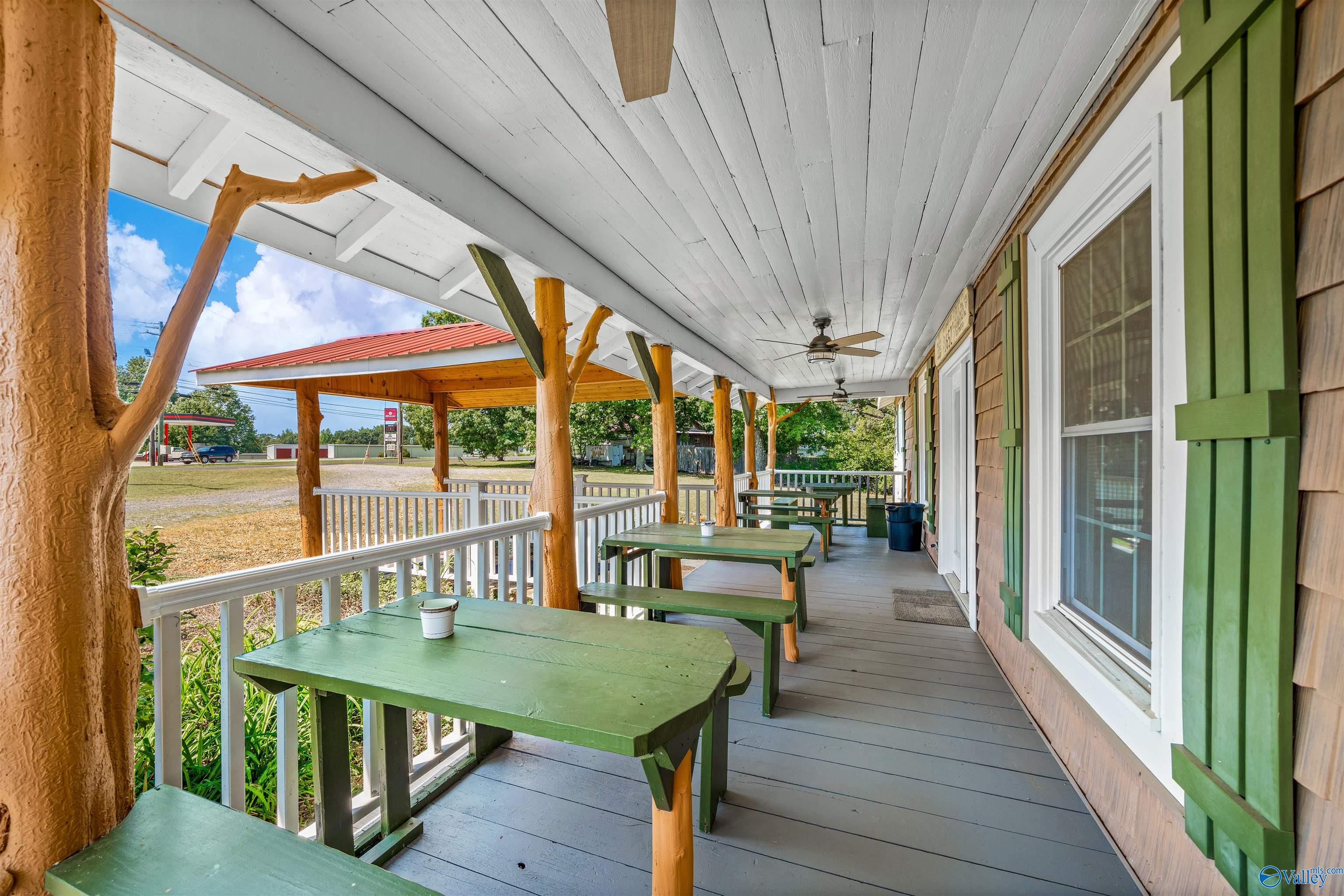 4608 Desoto Parkway N