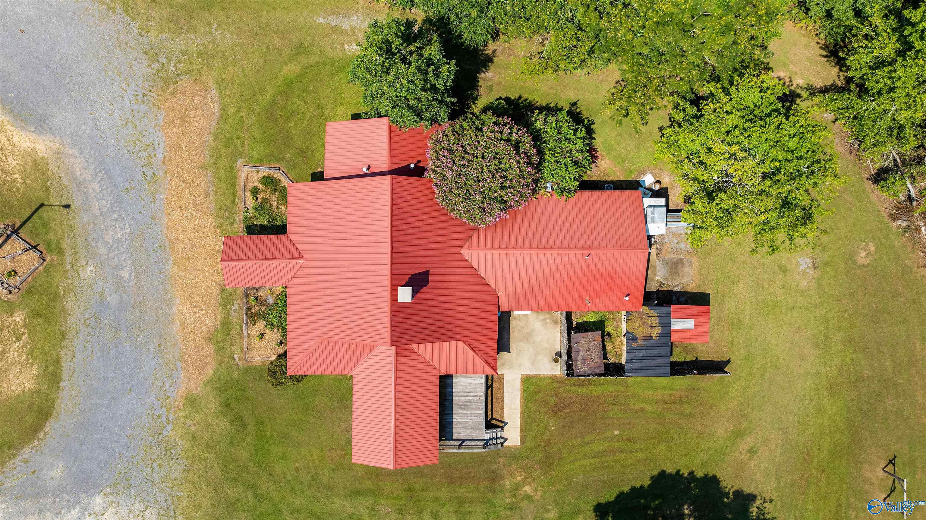 4608 Desoto Parkway N