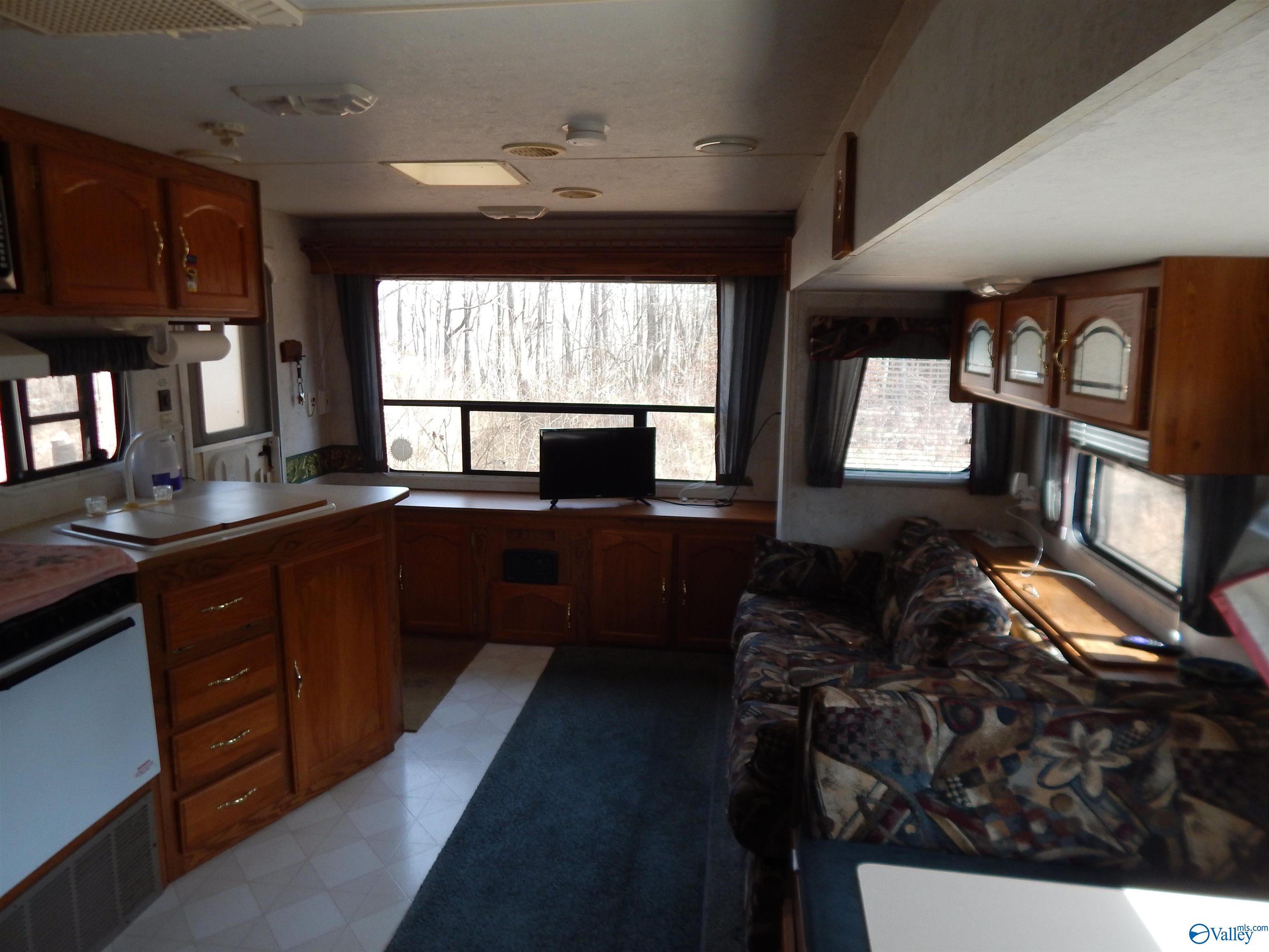 1 acre County Road 853
