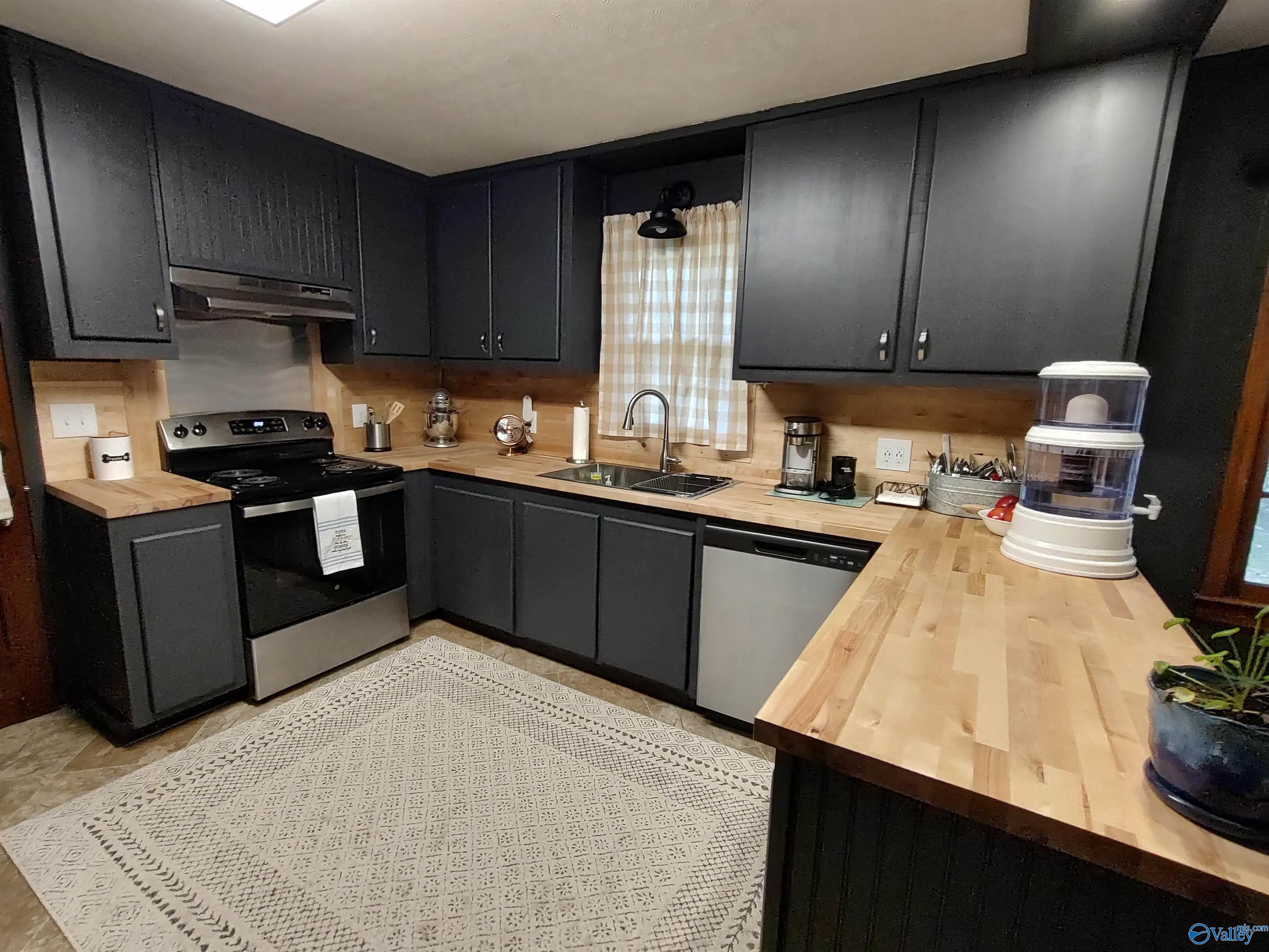 1295 County Road 52