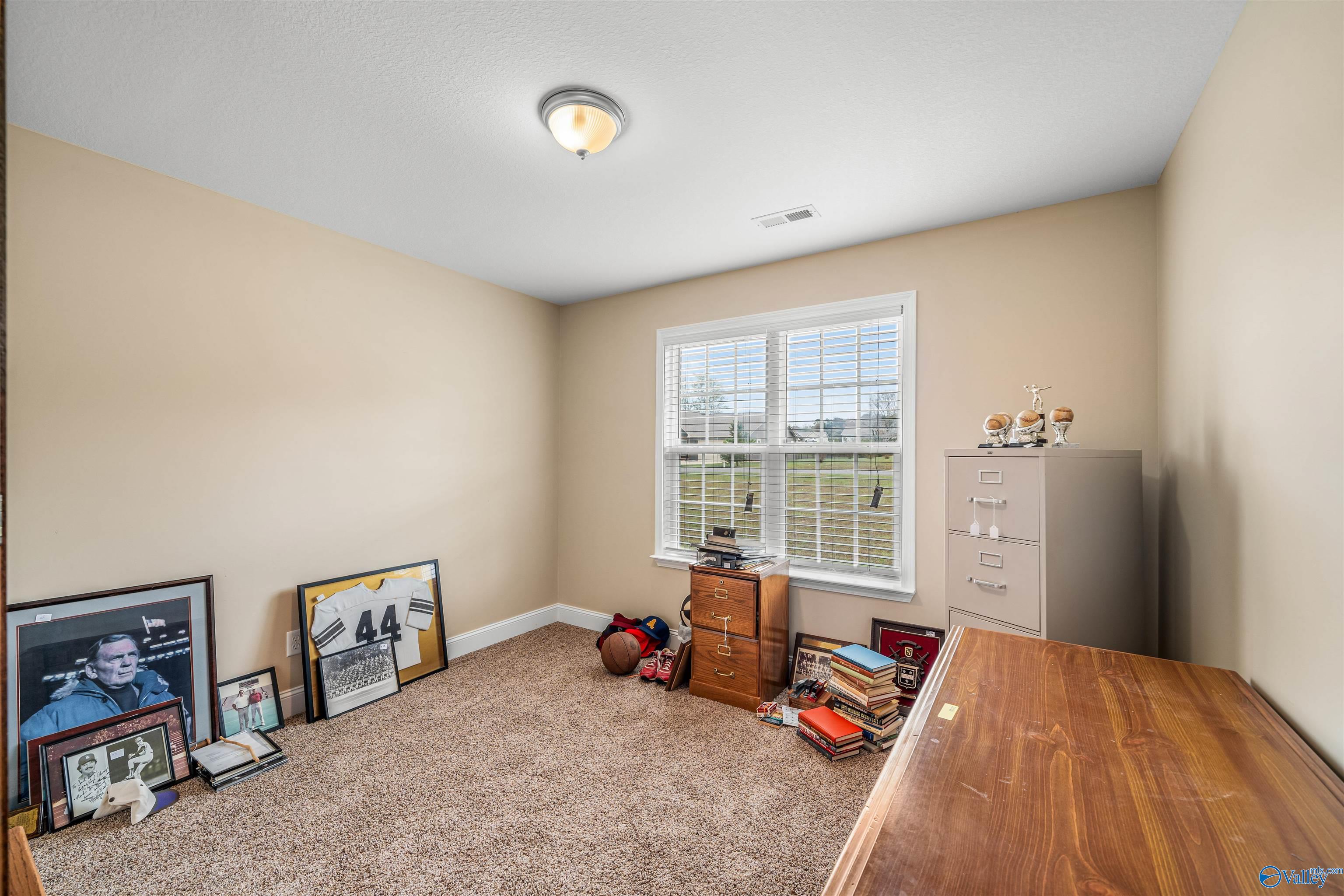 27 Michael Circle NE