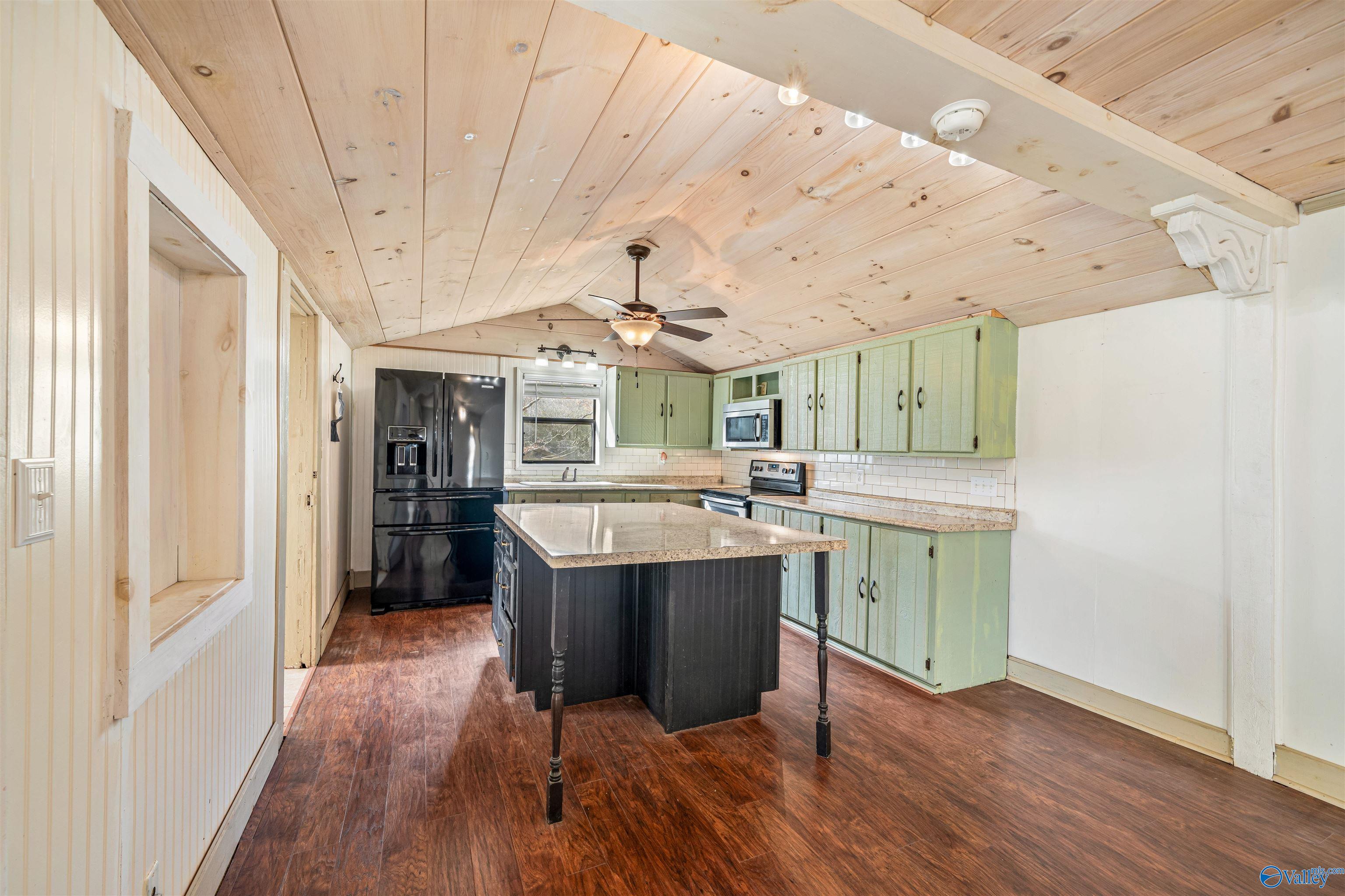 1654 County Road 641